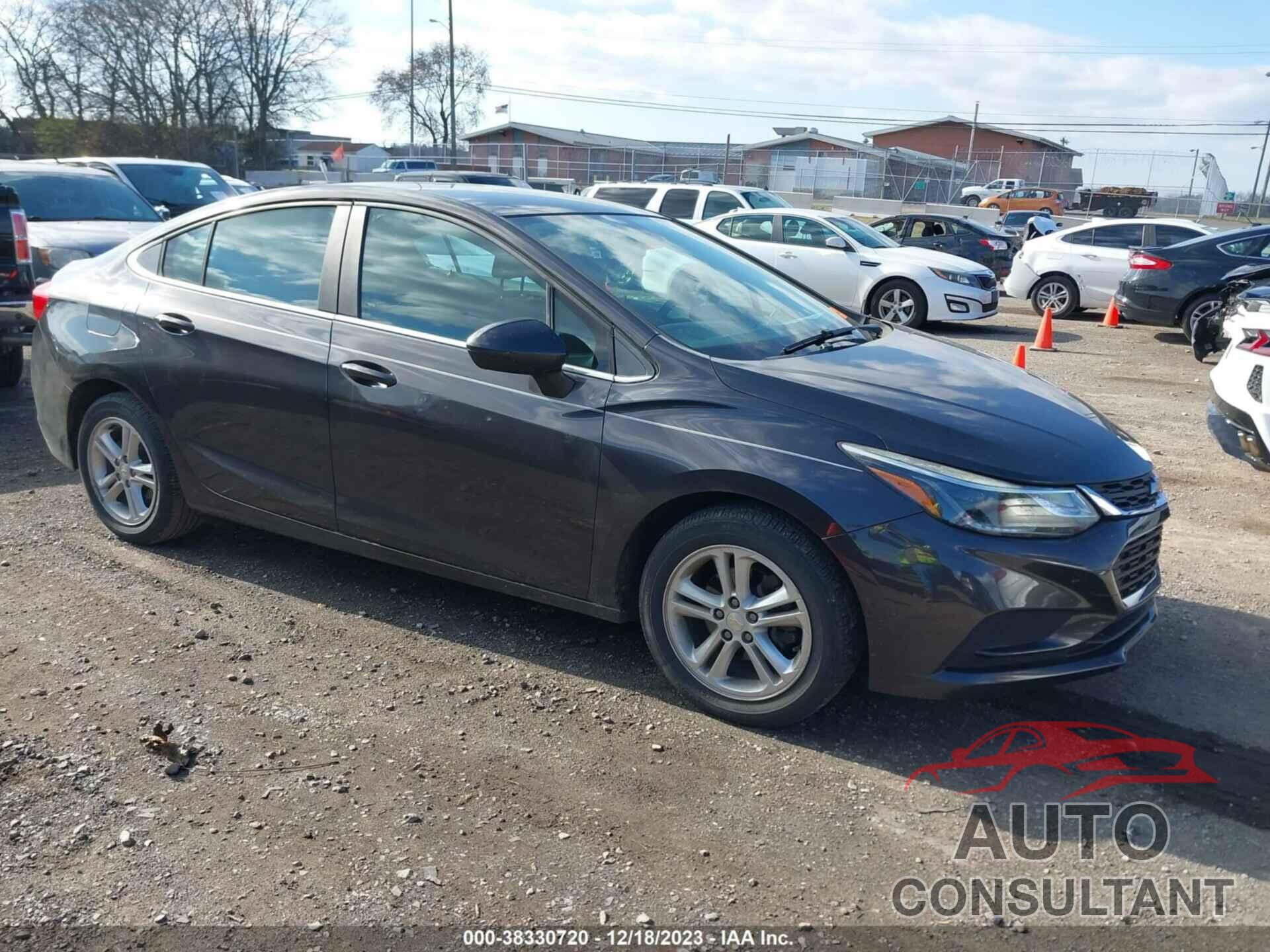 CHEVROLET CRUZE 2017 - 1G1BE5SM8H7166026