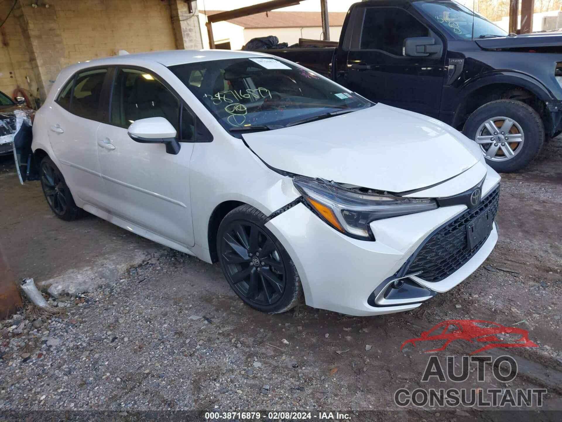 TOYOTA COROLLA 2023 - JTNC4MBE3P3212817