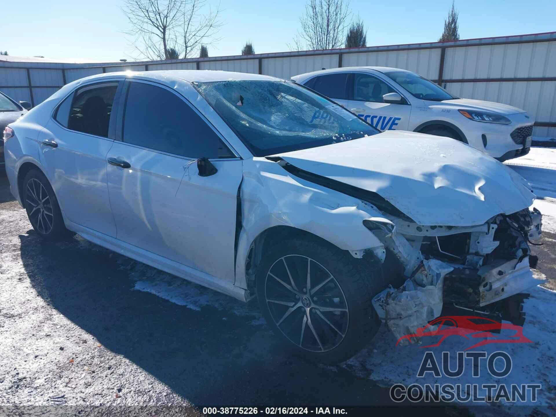 TOYOTA CAMRY 2022 - 4T1G11BK9NU055834