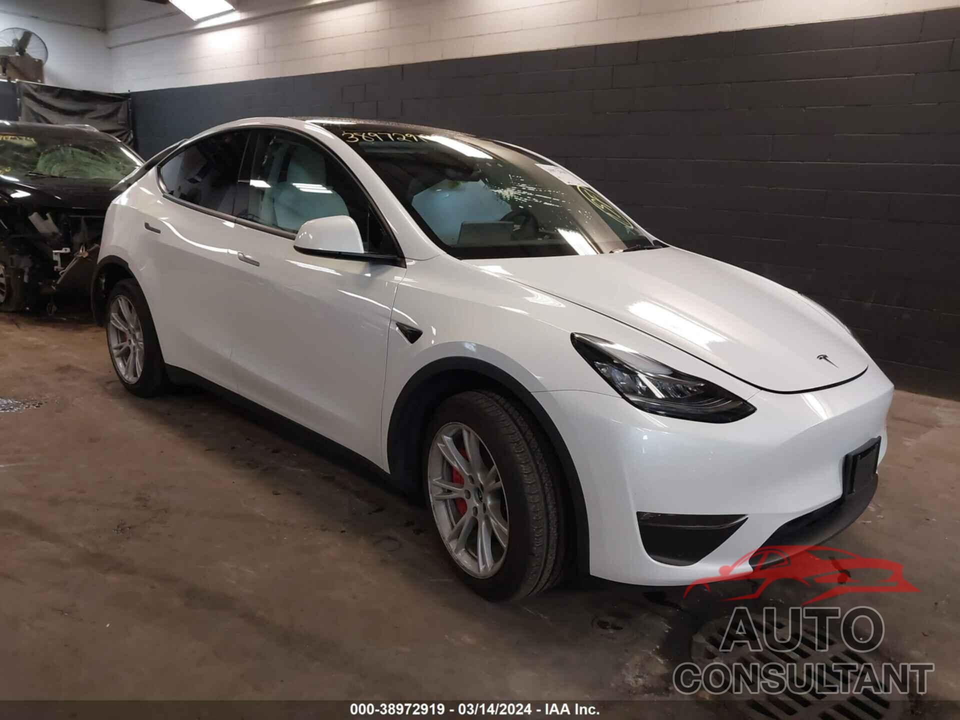 TESLA MODEL Y 2023 - 7SAYGDEE3PF617613