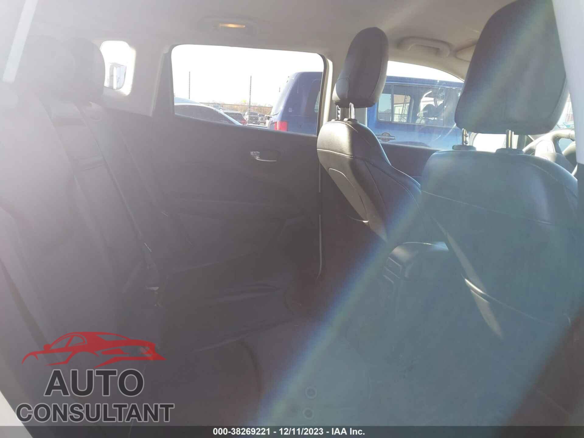 JEEP COMPASS 2019 - 3C4NJDBB3KT689644