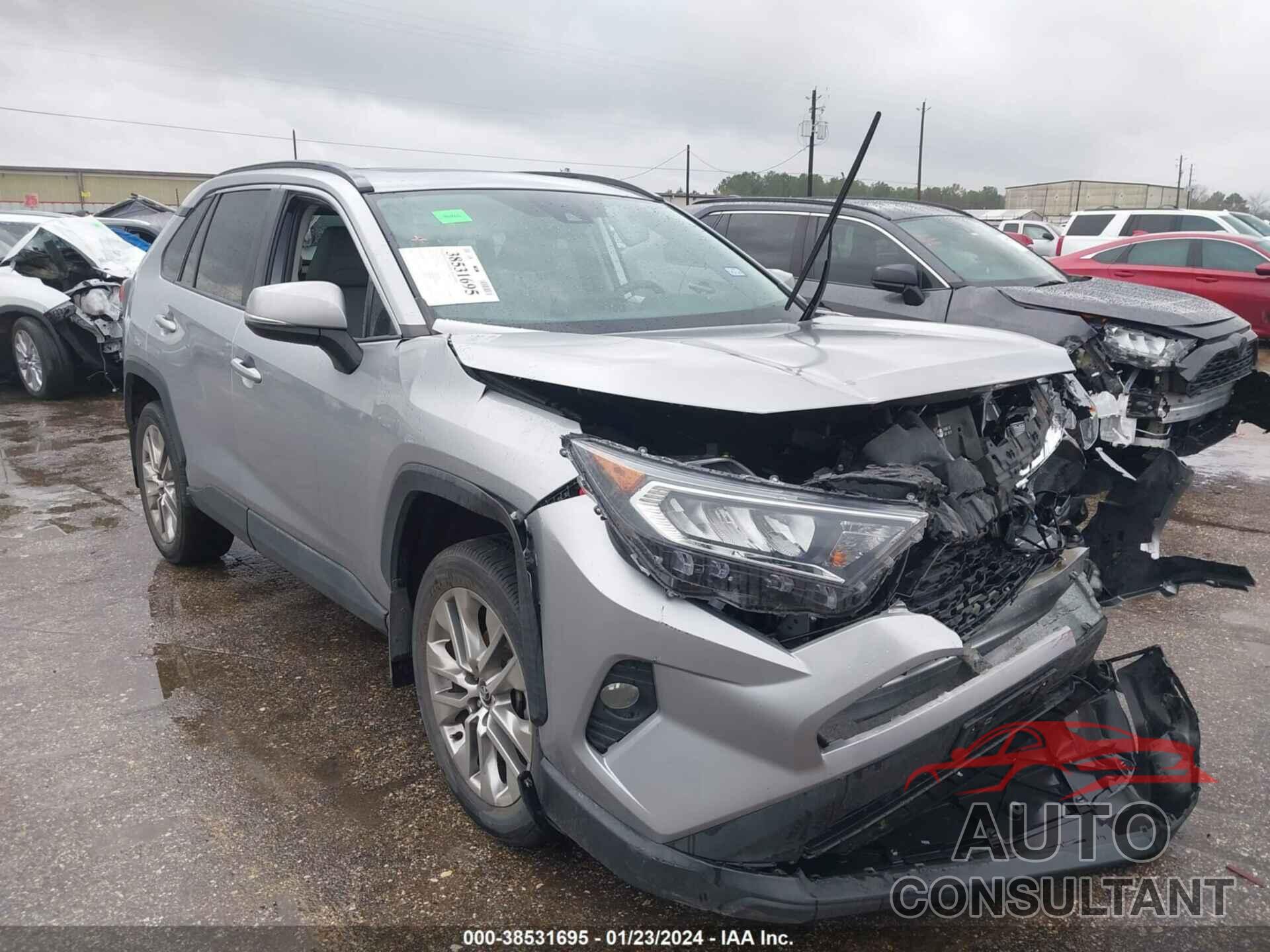TOYOTA RAV4 2021 - 2T3C1RFV5MC108151