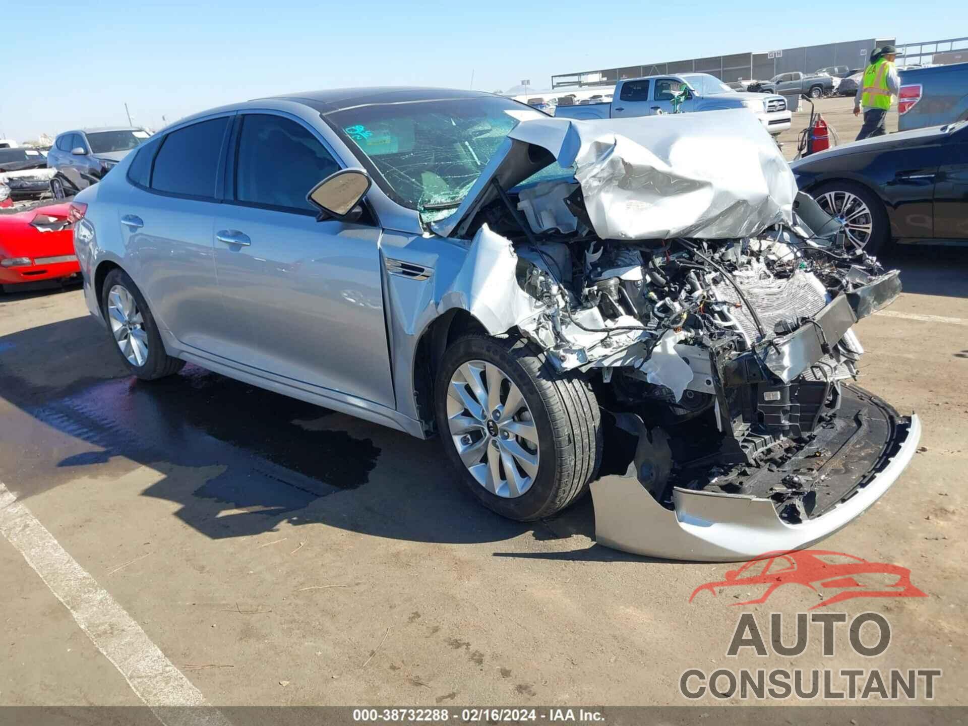 KIA OPTIMA 2016 - 5XXGU4L38GG065719