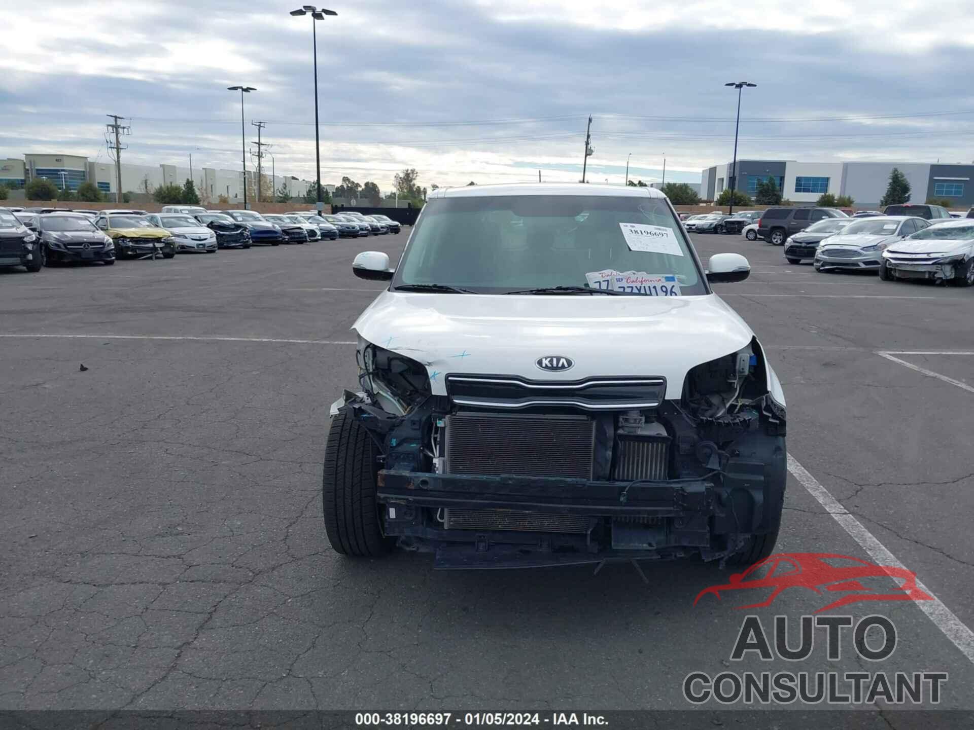 KIA SOUL 2018 - KNDJX3AA8J7537622