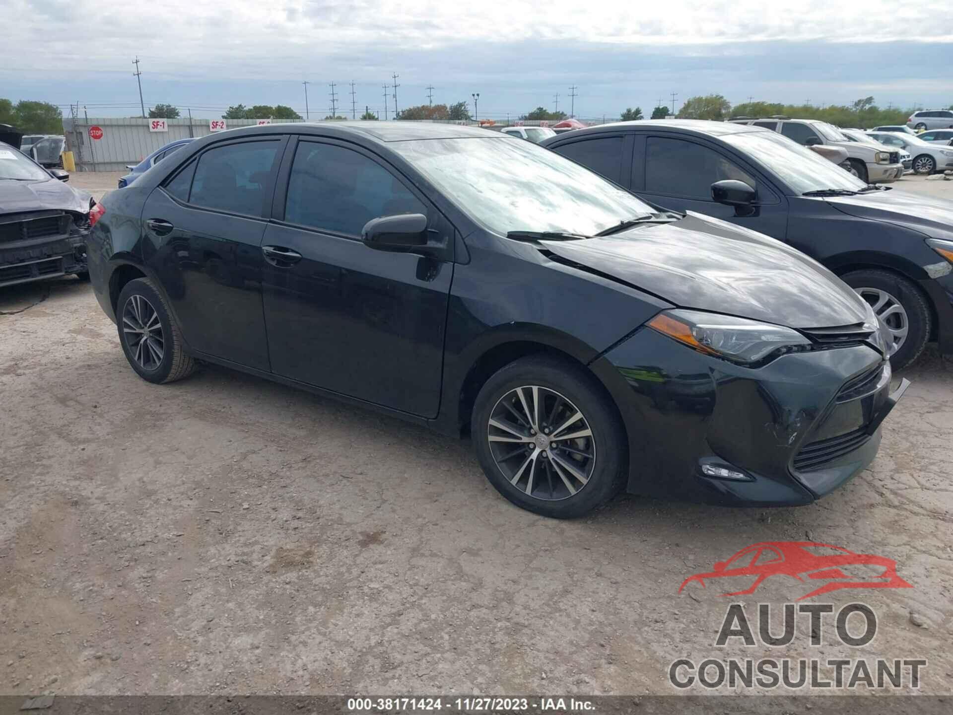 TOYOTA COROLLA 2018 - 2T1BURHE8JC084903