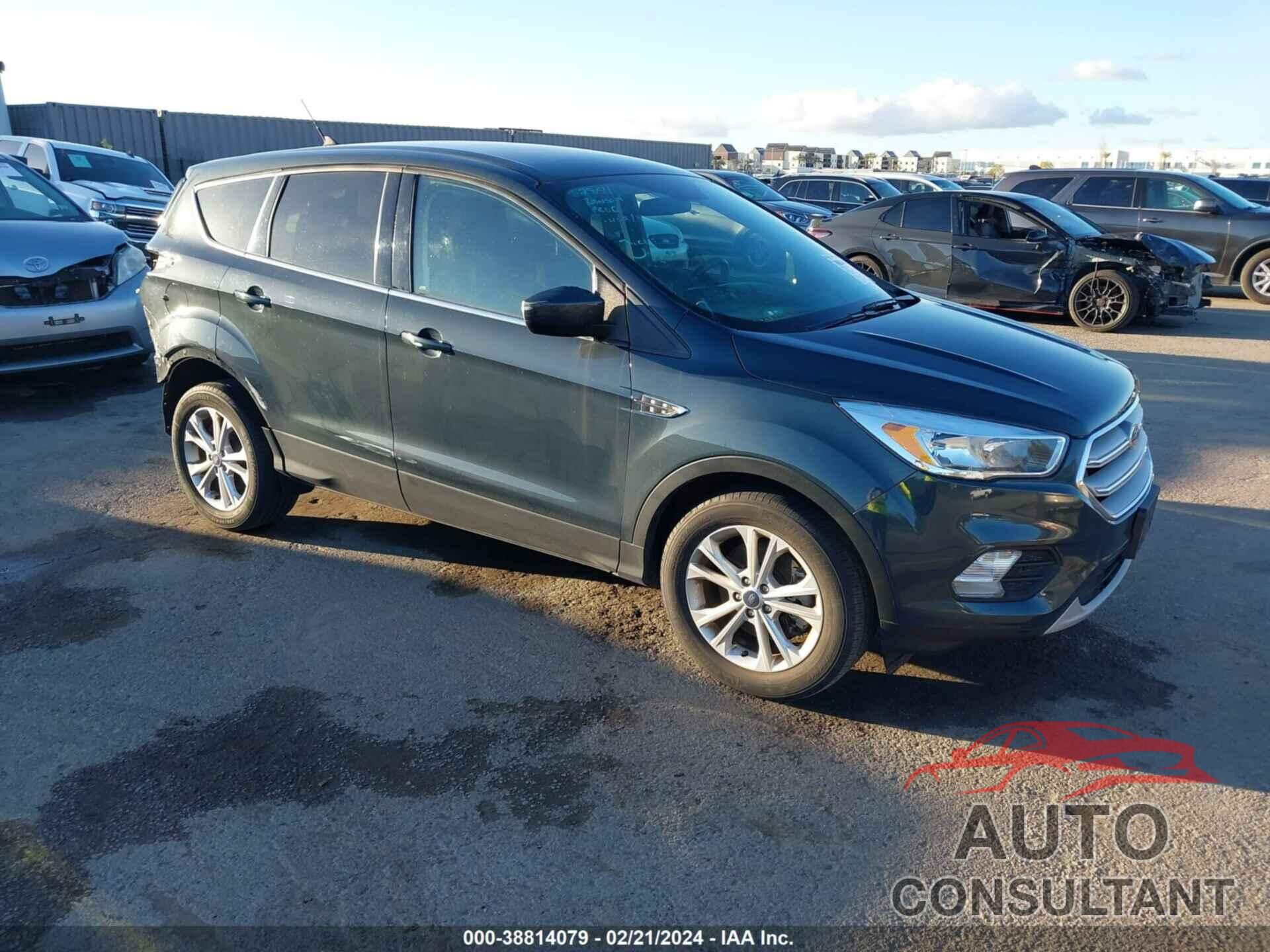 FORD ESCAPE 2019 - 1FMCU9GD9KUB42143
