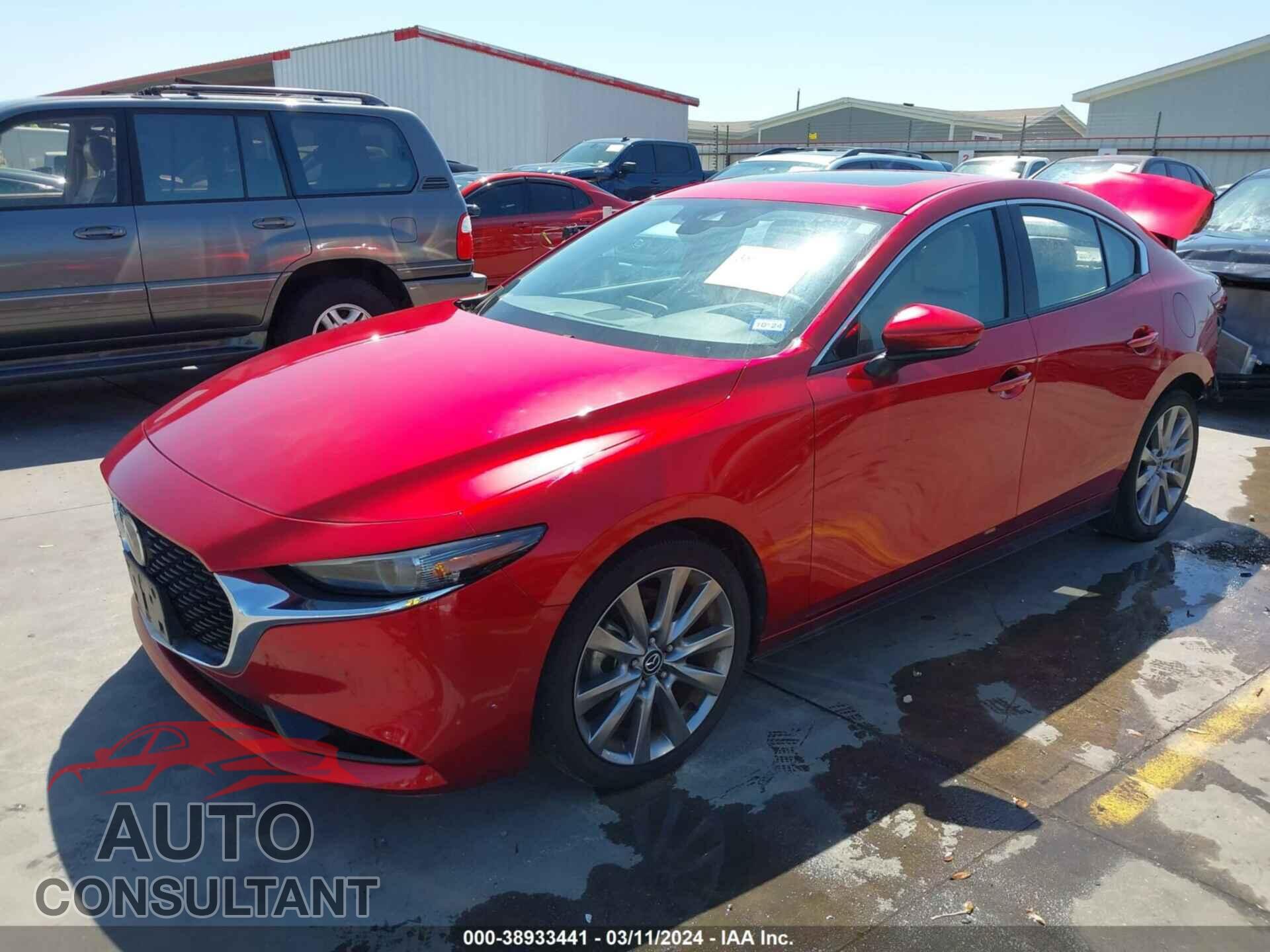 MAZDA MAZDA3 2019 - JM1BPACM2K1101739