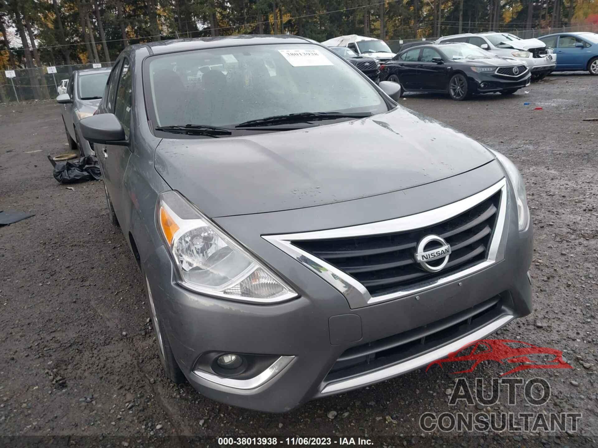 NISSAN VERSA 2018 - 3N1CN7AP1JL870009