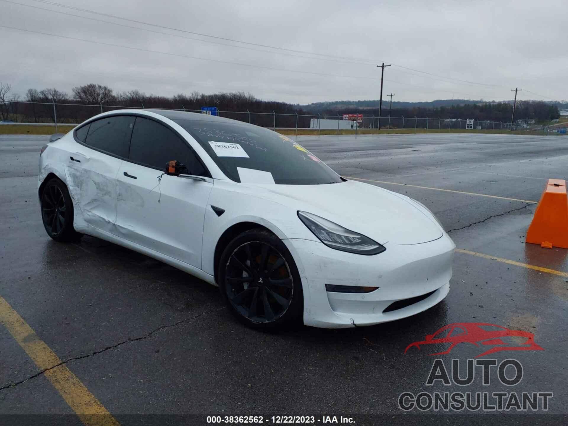 TESLA MODEL 3 2020 - 5YJ3E1EC2LF586973