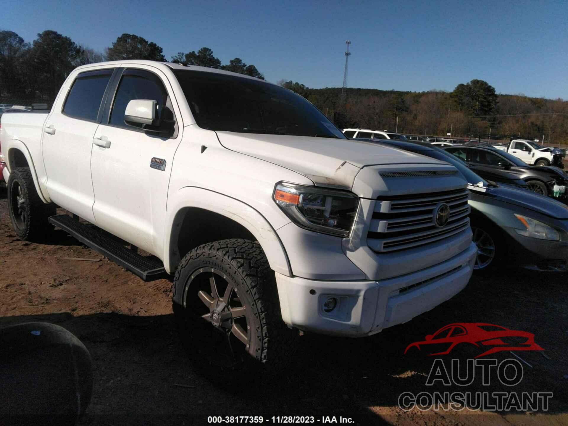 TOYOTA TUNDRA 2018 - 5TFAW5F17JX692637