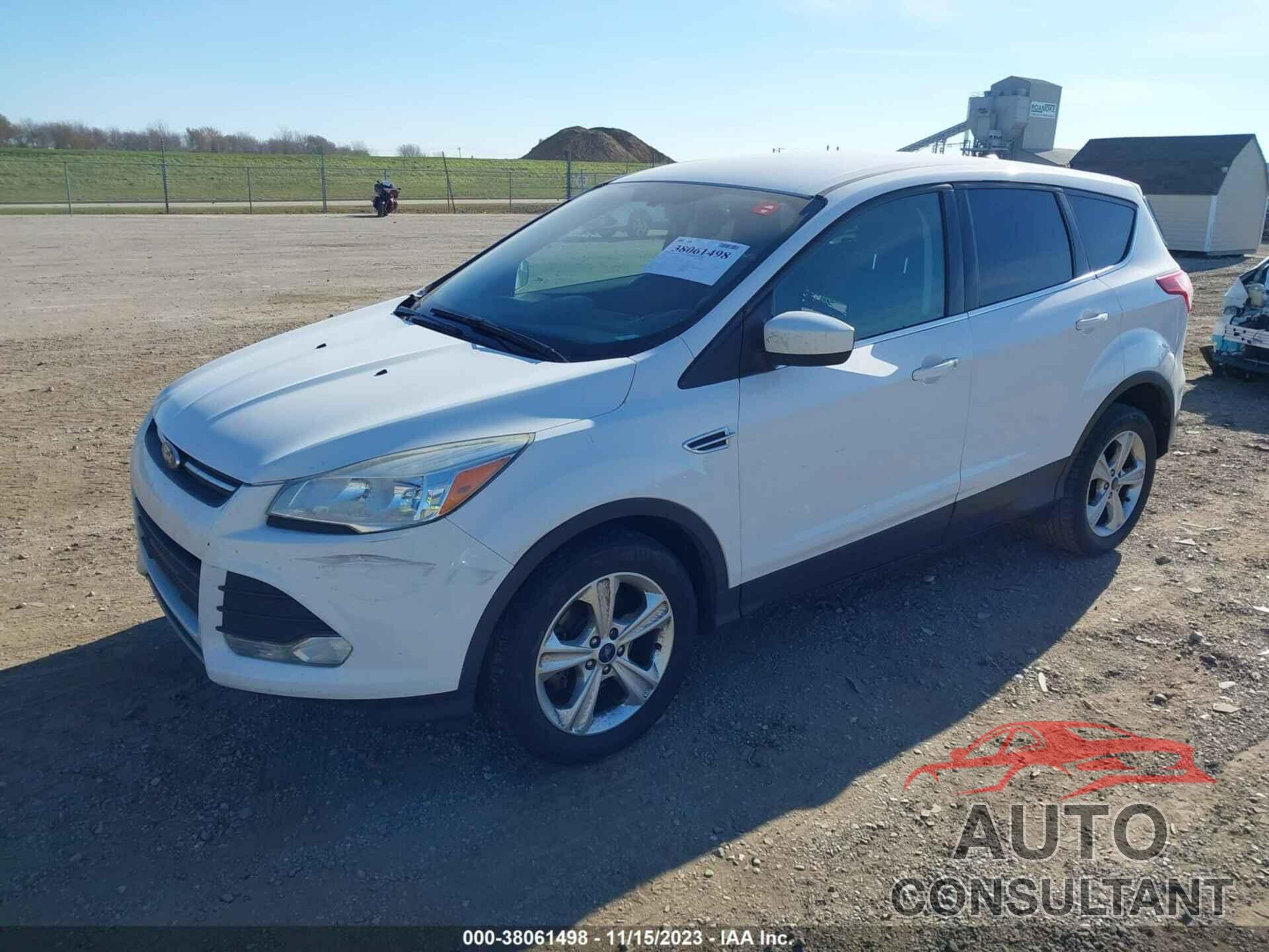 FORD ESCAPE 2016 - 1FMCU0GXXGUB25512