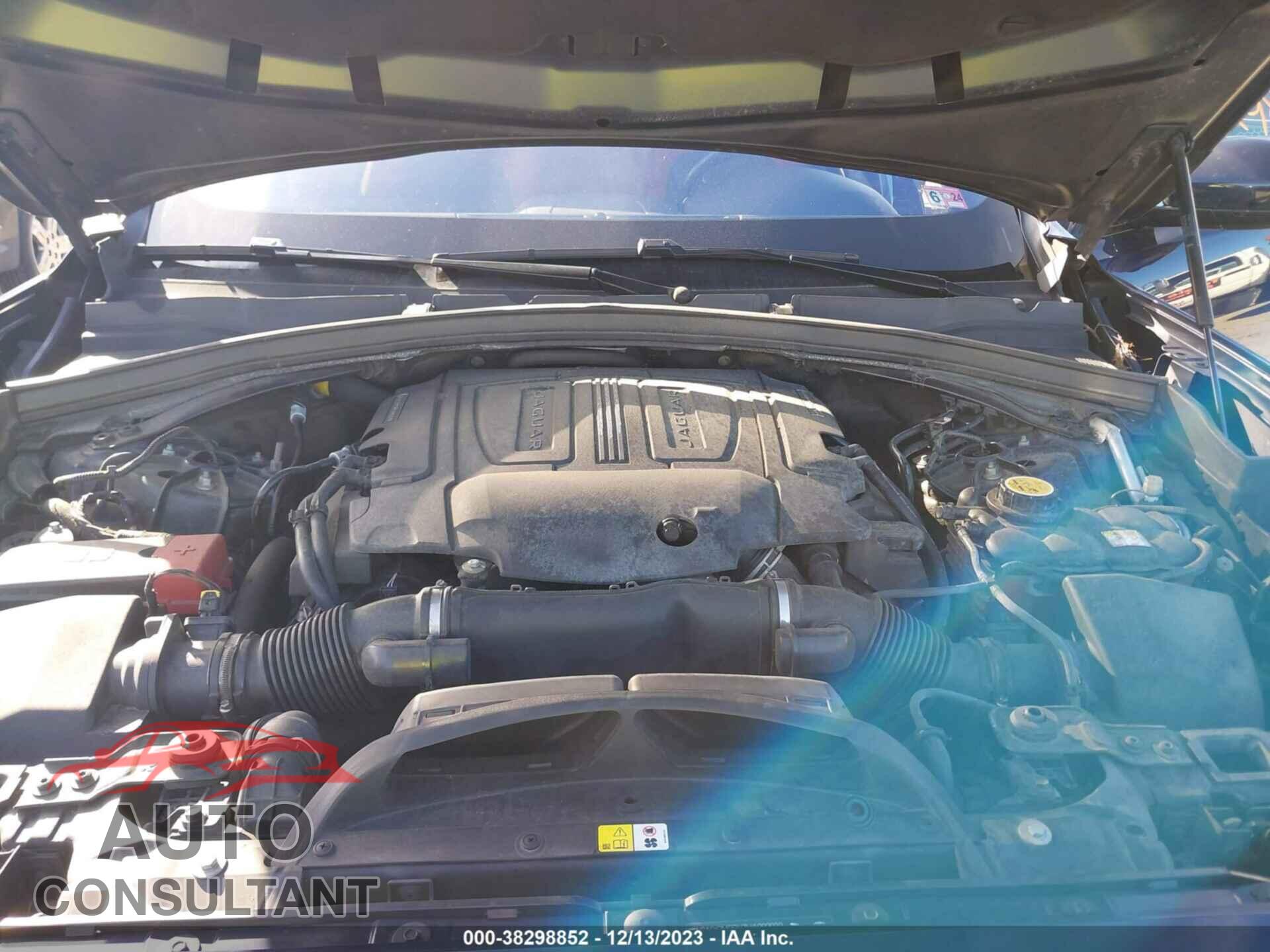 JAGUAR F-PACE 2017 - SADCM2BV7HA080932