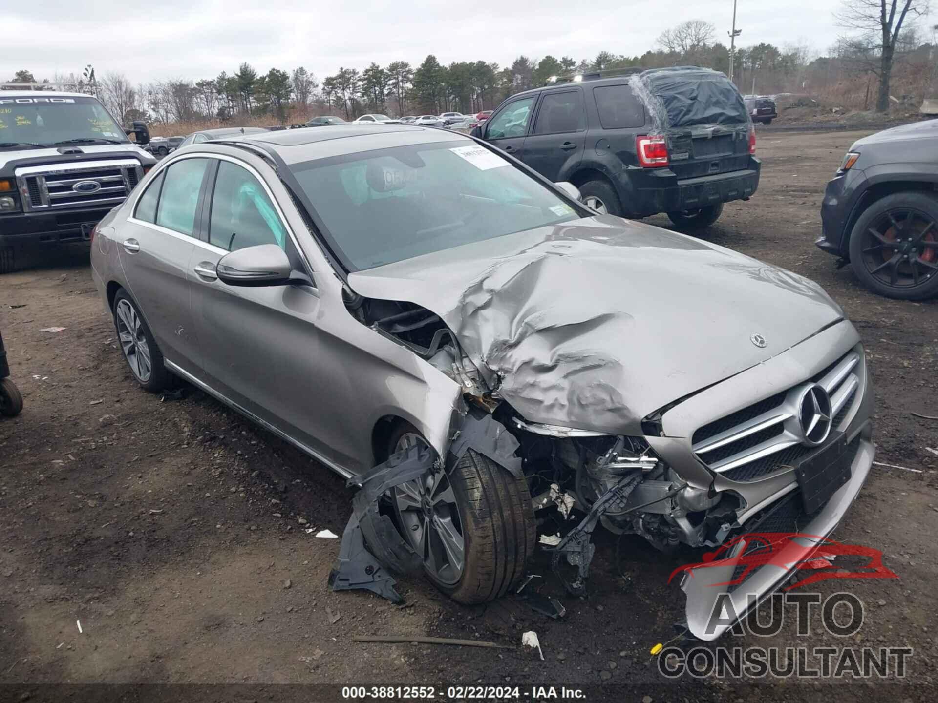 MERCEDES-BENZ C 300 2019 - 55SWF8EB2KU320201