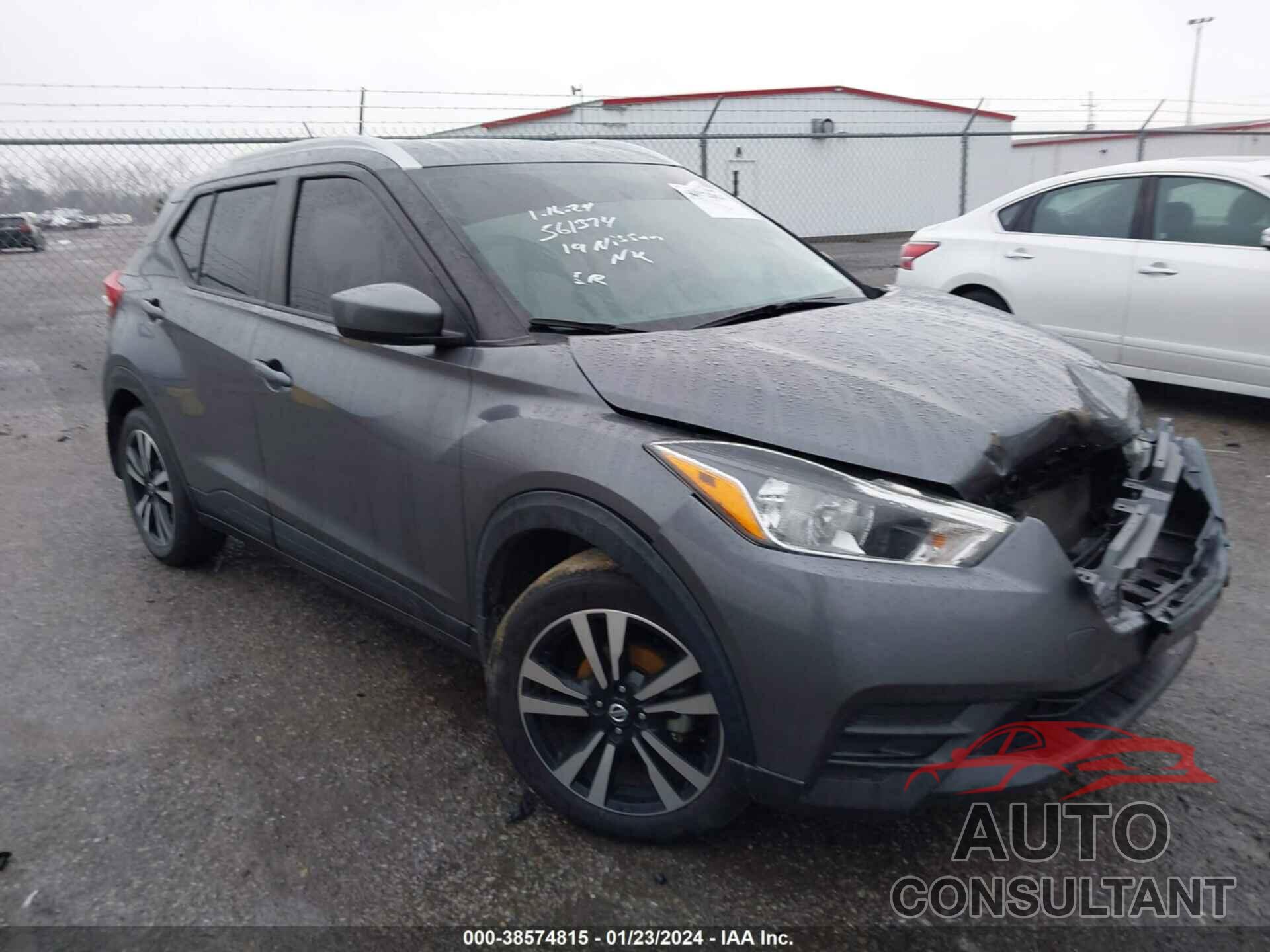 NISSAN KICKS 2019 - 3N1CP5CU9KL561374