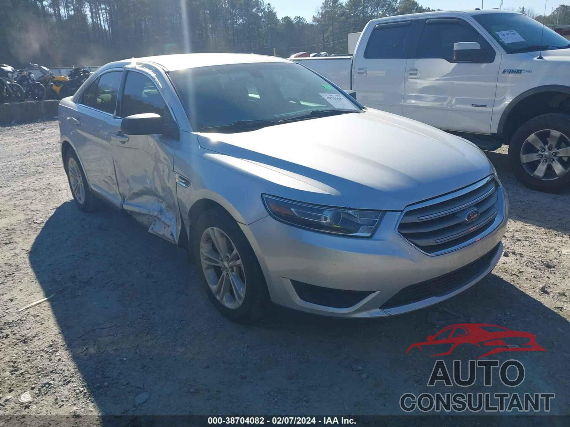 FORD TAURUS 2017 - 1FAHP2D88HG128554