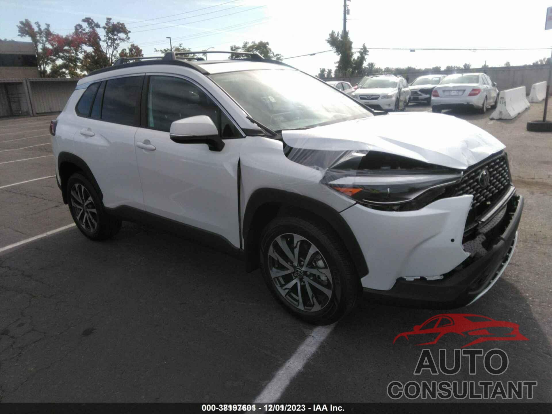 TOYOTA COROLLA CROSS 2022 - 7MUDAAAG3NV016235