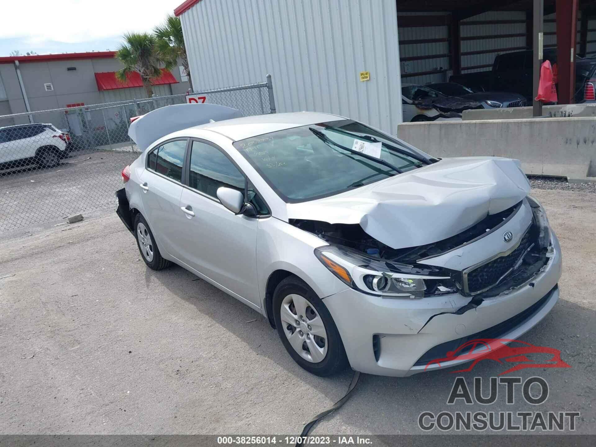 KIA FORTE 2017 - 3KPFK4A77HE087681