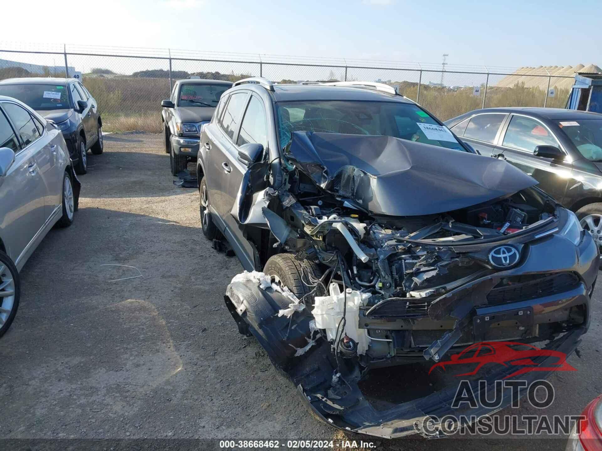 TOYOTA RAV4 2018 - 2T3WFREVXJW506627