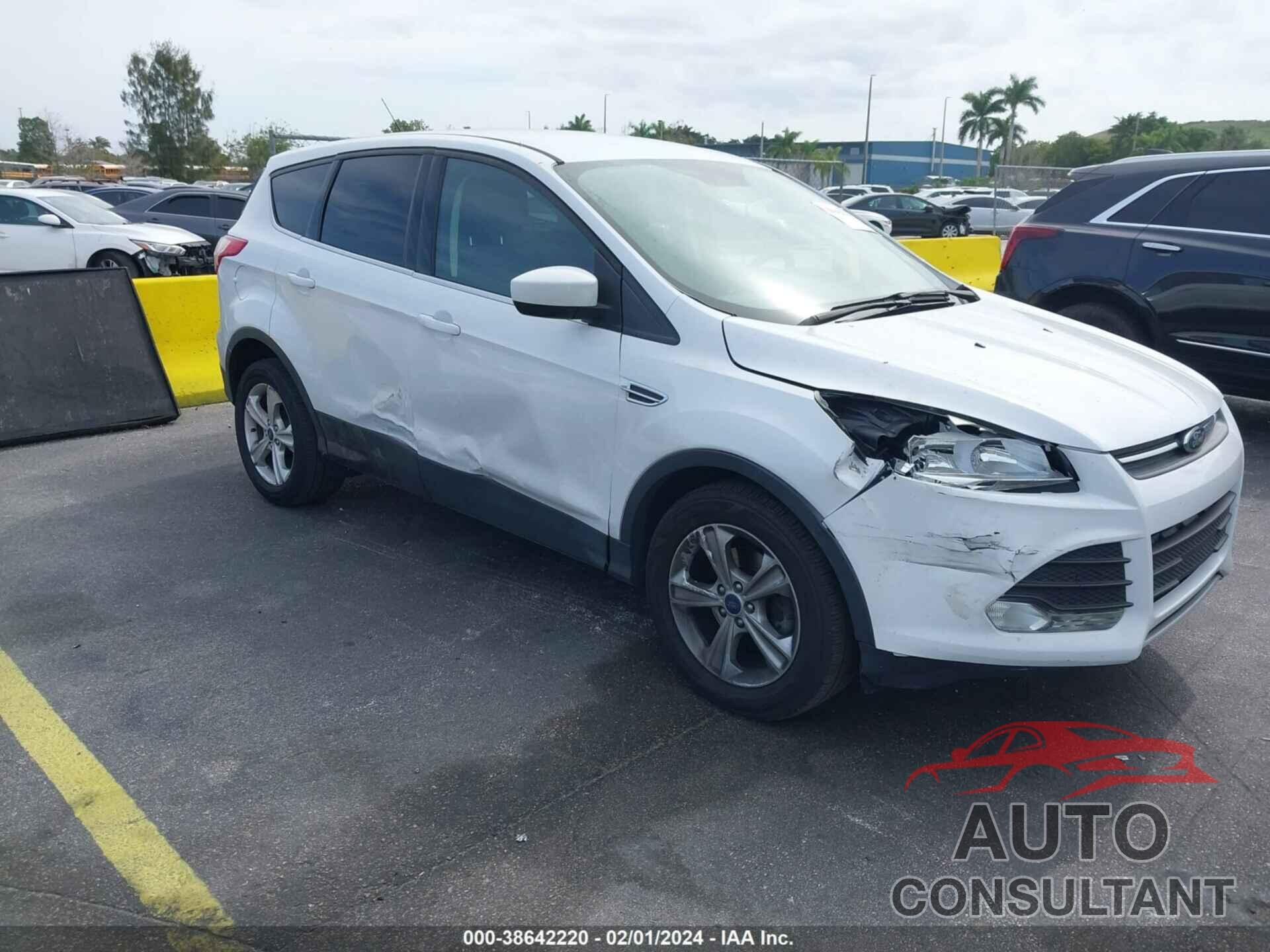 FORD ESCAPE 2016 - 1FMCU0G79GUC28971