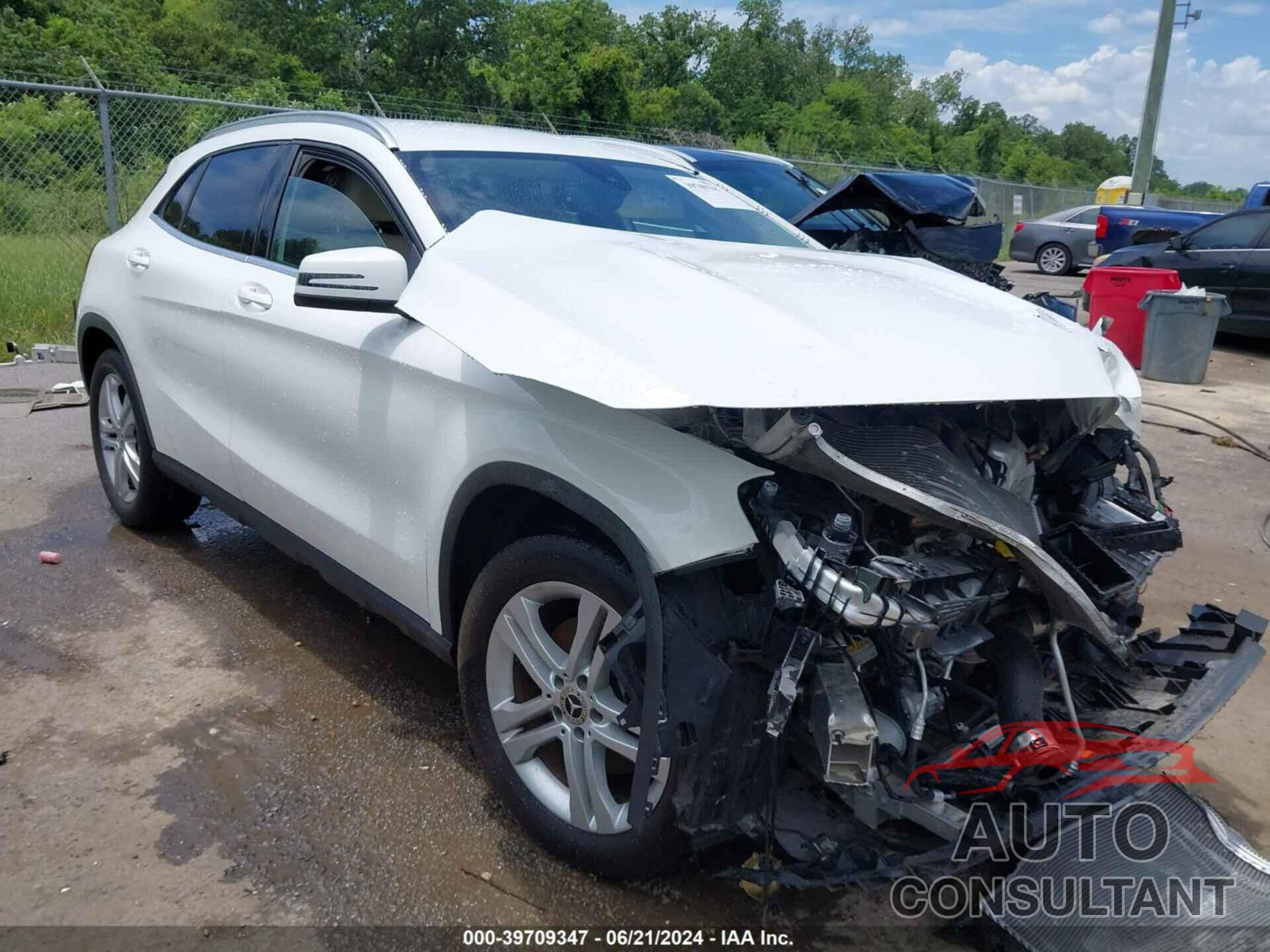 MERCEDES-BENZ GLA 250 2019 - WDCTG4EB9KU001602