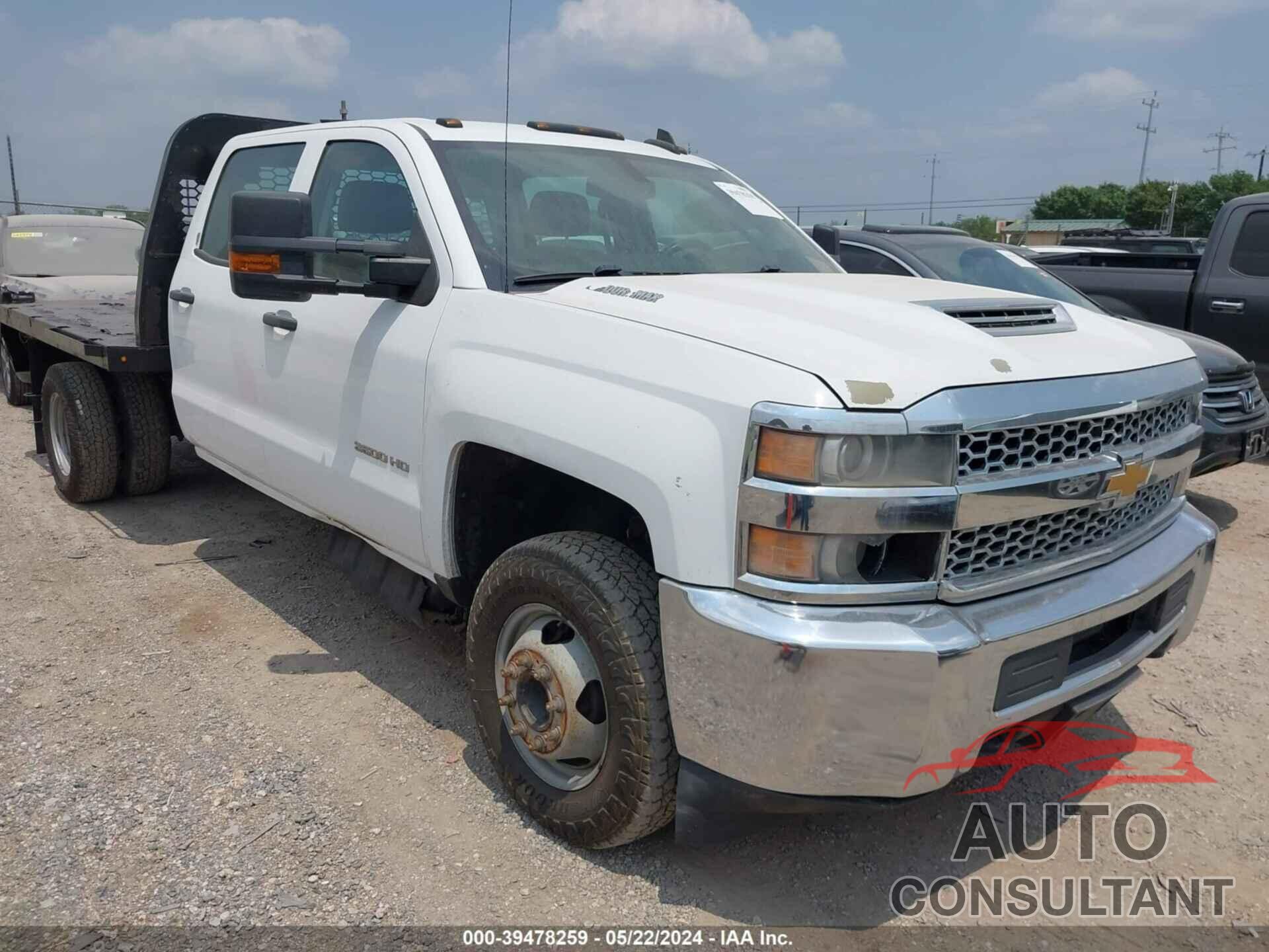 CHEVROLET SILVERADO 2019 - 1GB4CVCYXKF205627