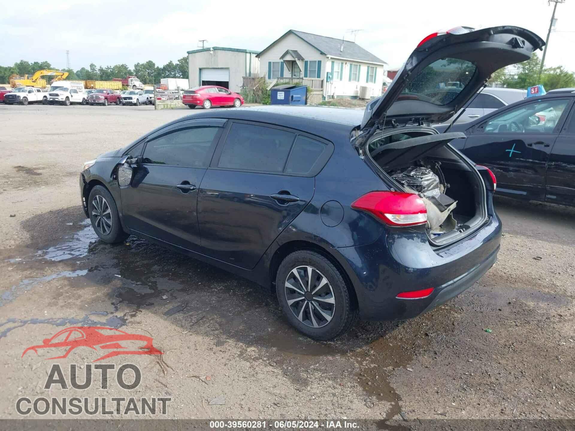 KIA FORTE 2017 - KNAFK5A87H5693571