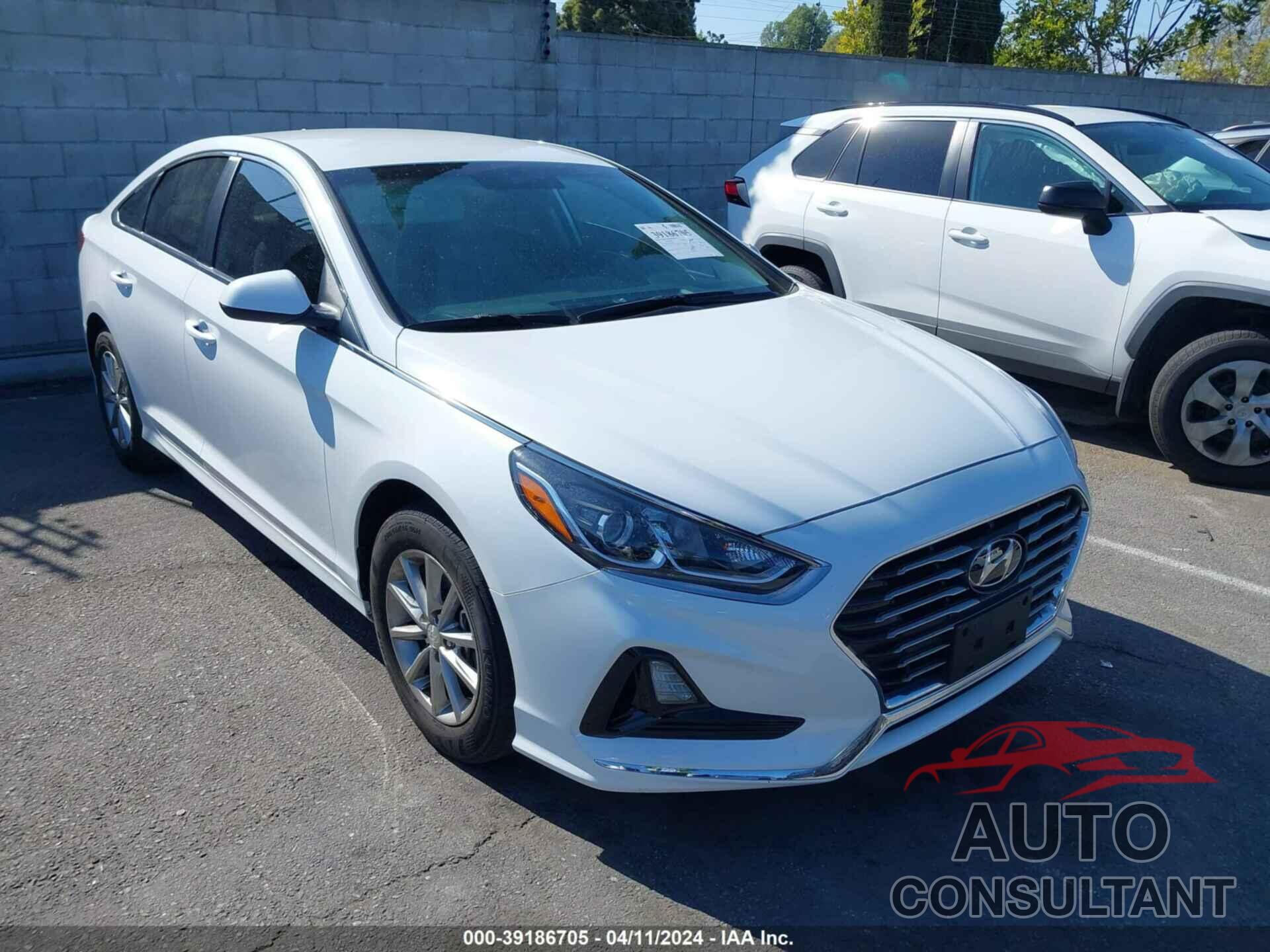 HYUNDAI SONATA 2018 - 5NPE24AF0JH704083