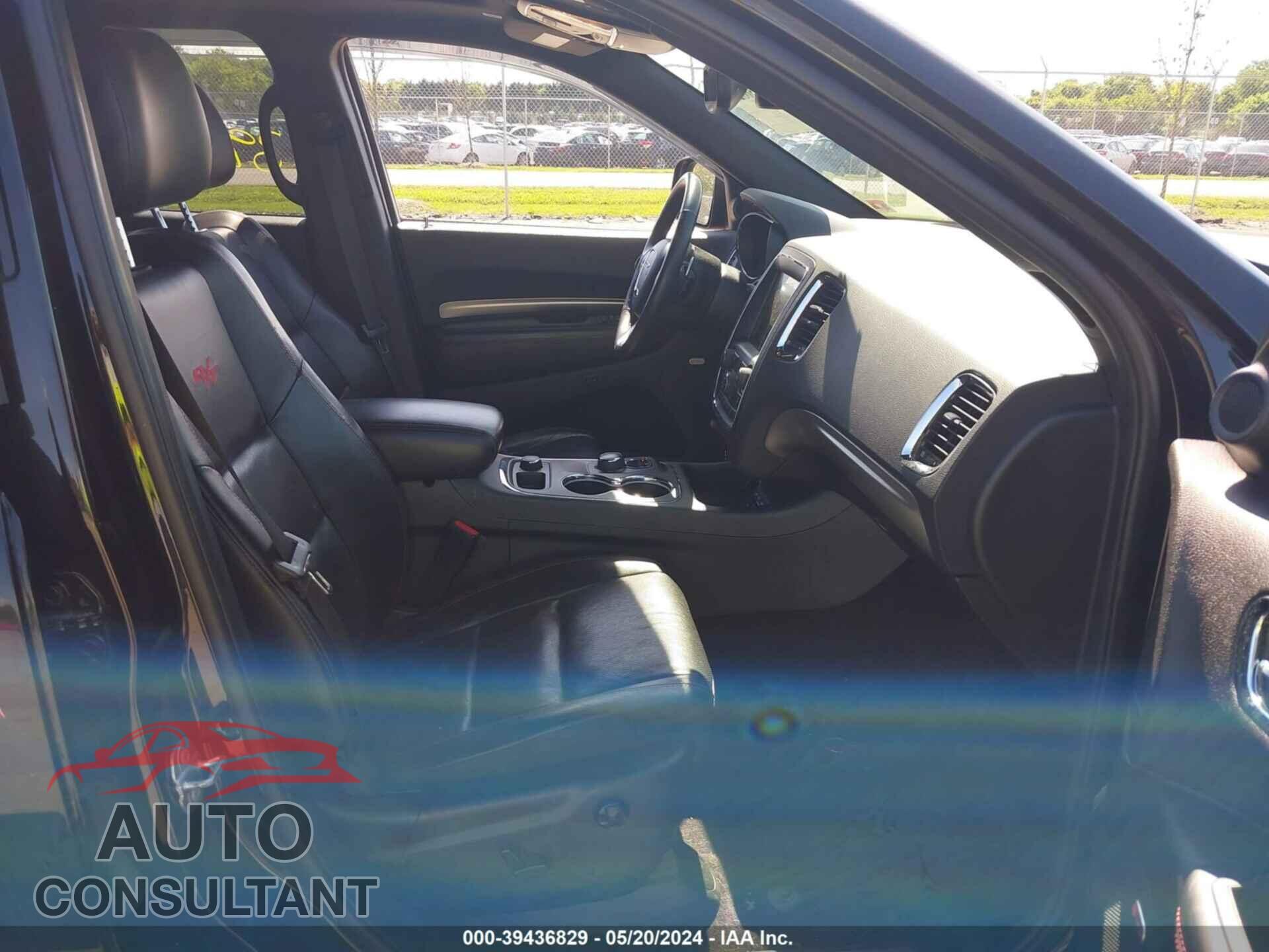 DODGE DURANGO 2017 - 1C4SDJCT8HC879007