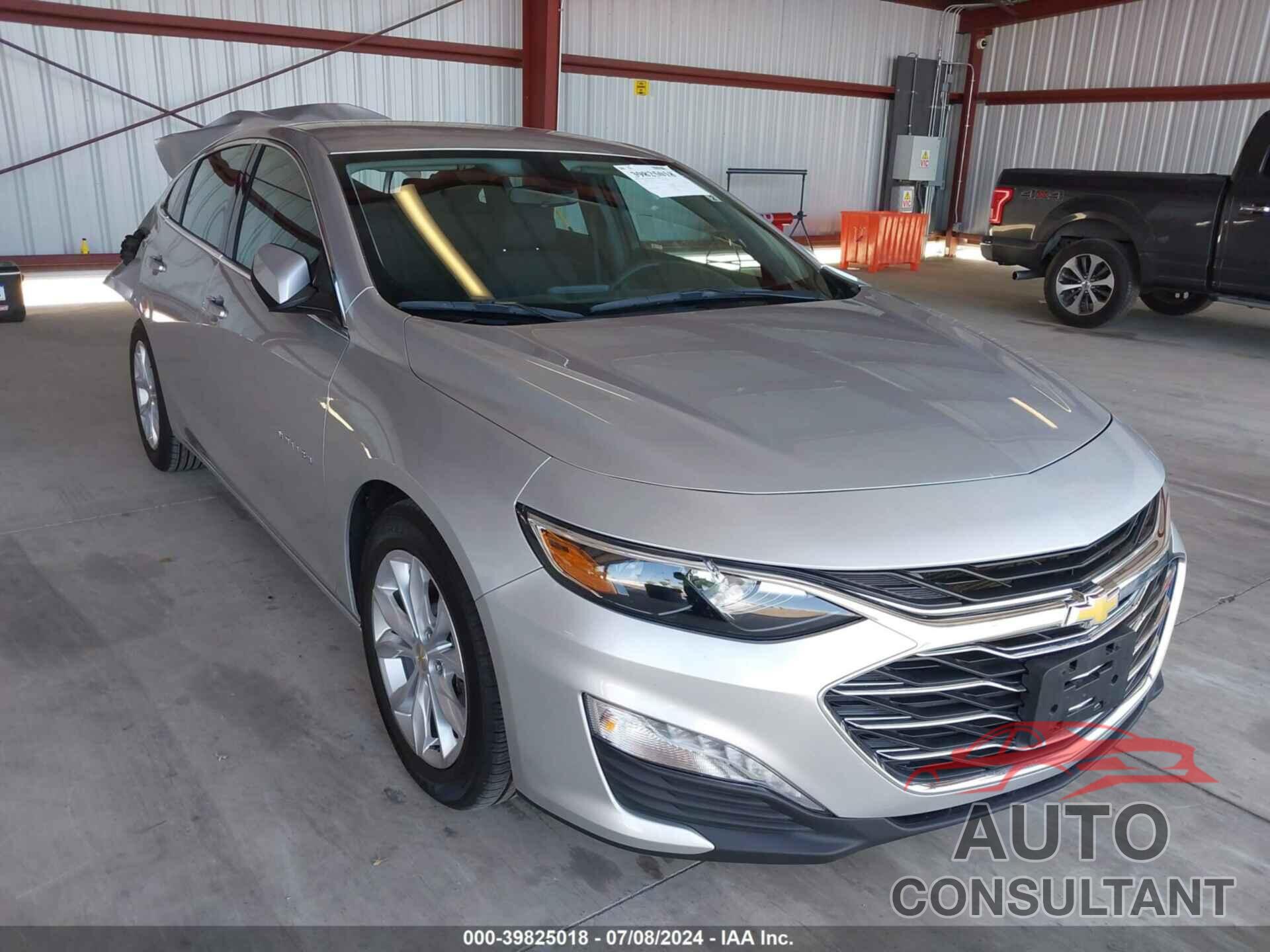 CHEVROLET MALIBU 2022 - 1G1ZD5ST4NF147421