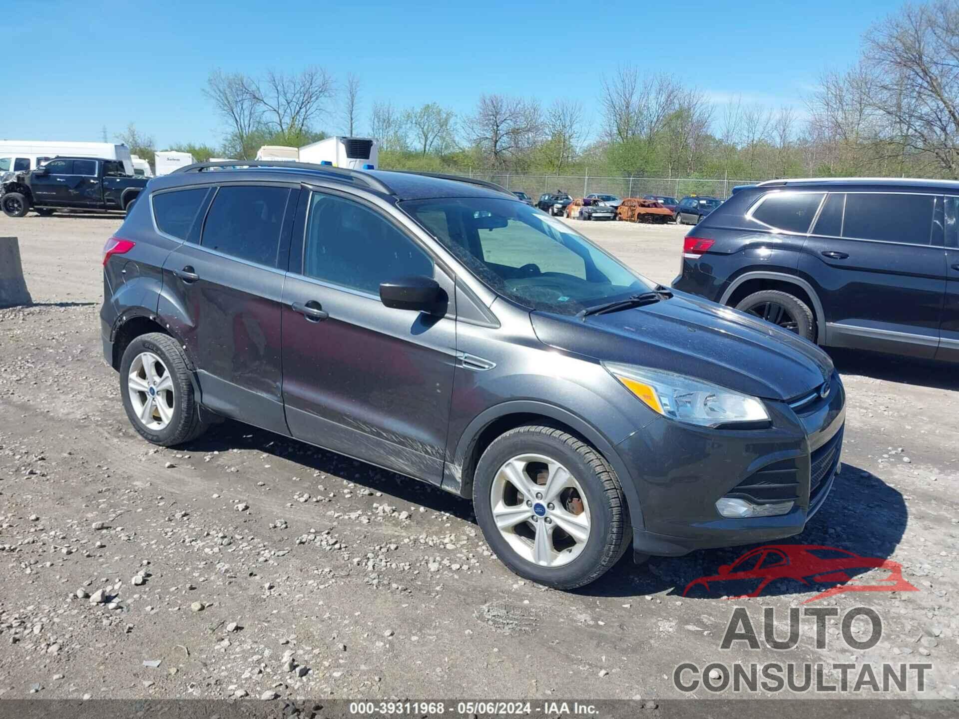 FORD ESCAPE 2016 - 1FMCU0GXXGUC39249