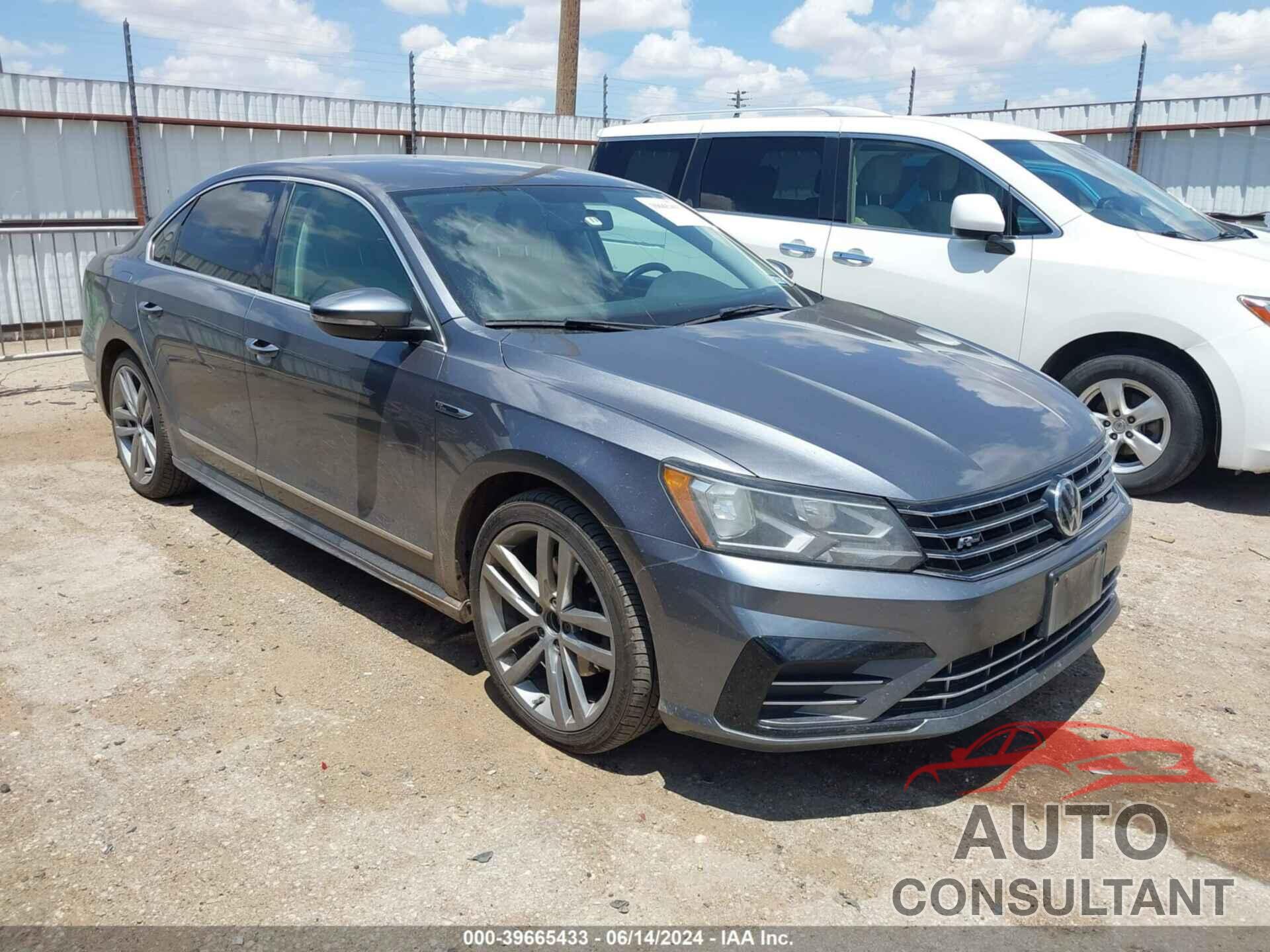 VOLKSWAGEN PASSAT 2017 - 1VWDT7A36HC076176