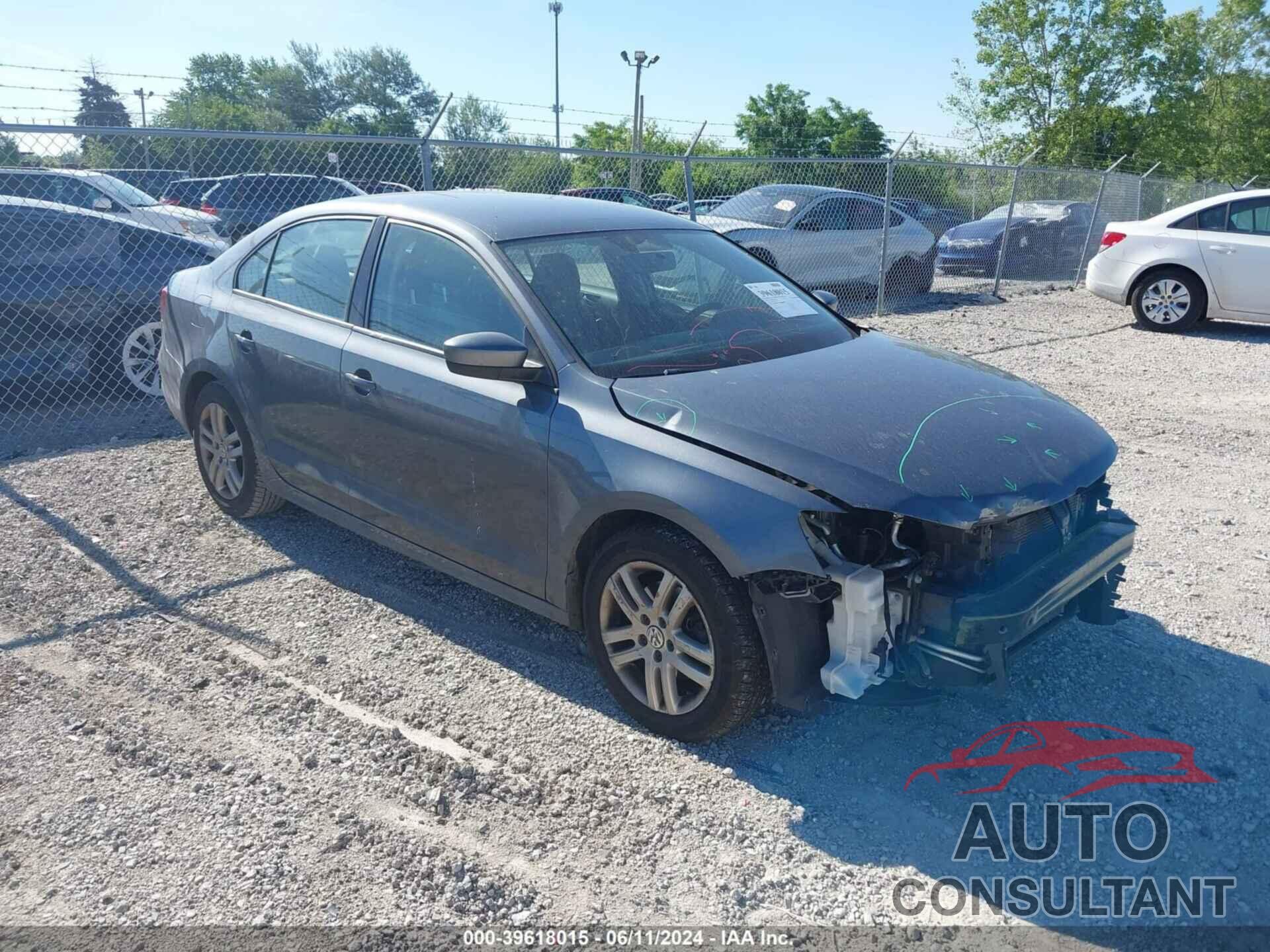 VOLKSWAGEN JETTA 2018 - 3VW2B7AJ5JM229143