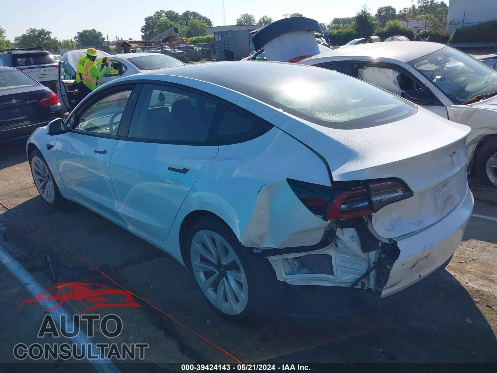TESLA MODEL 3 2021 - 5YJ3E1EA0MF918652