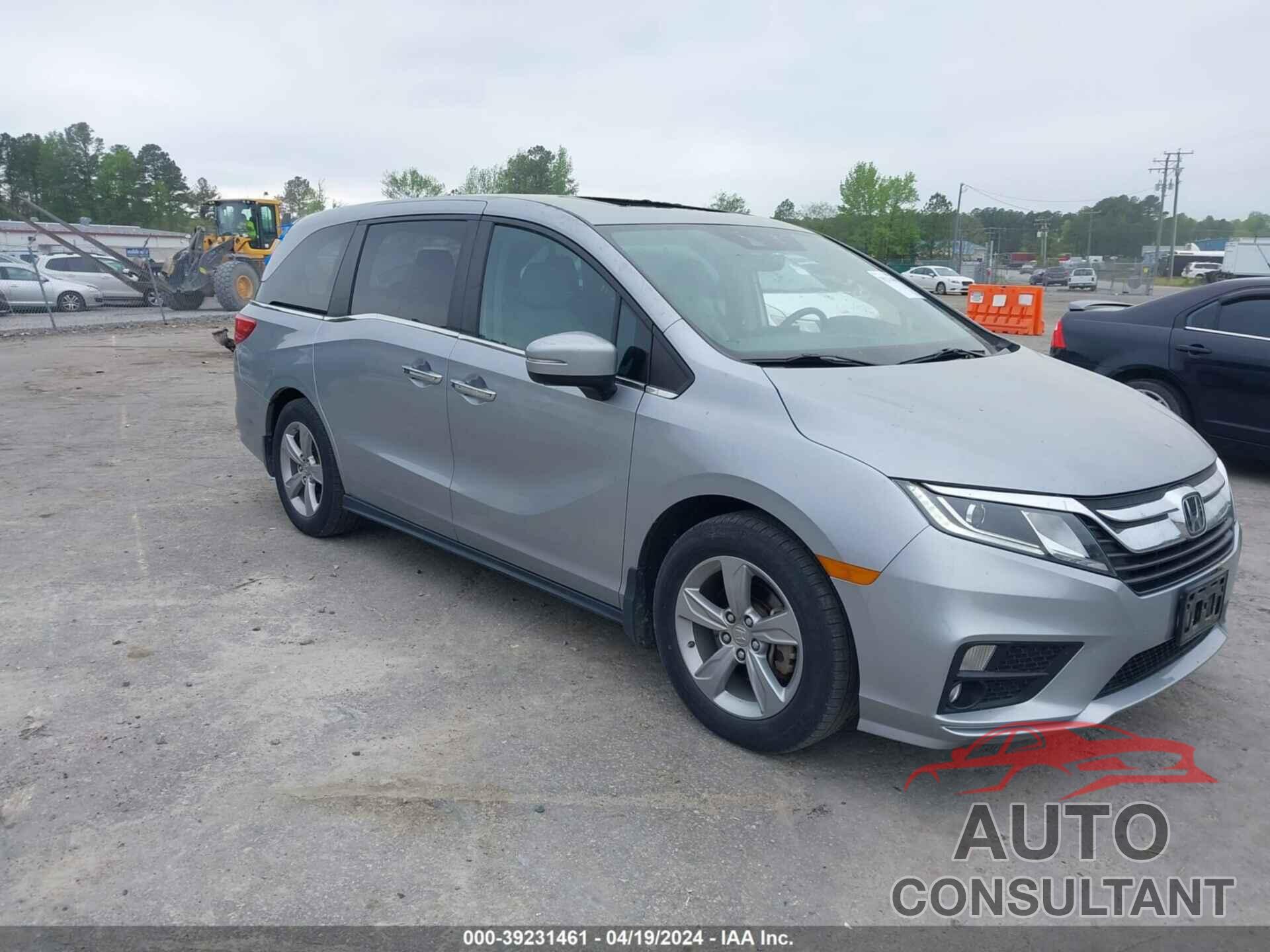 HONDA ODYSSEY 2018 - 5FNRL6H73JB037646