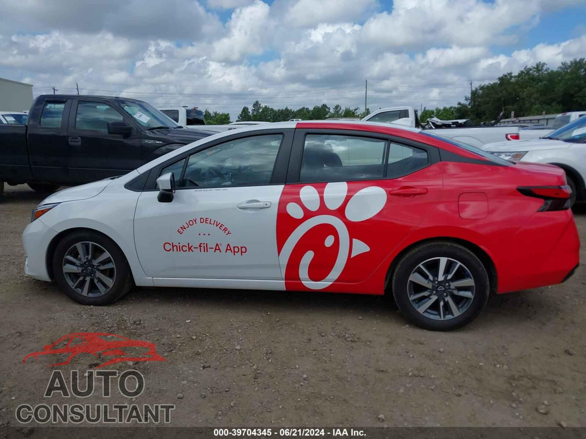 NISSAN VERSA 2023 - 3N1CN8EV1PL838488