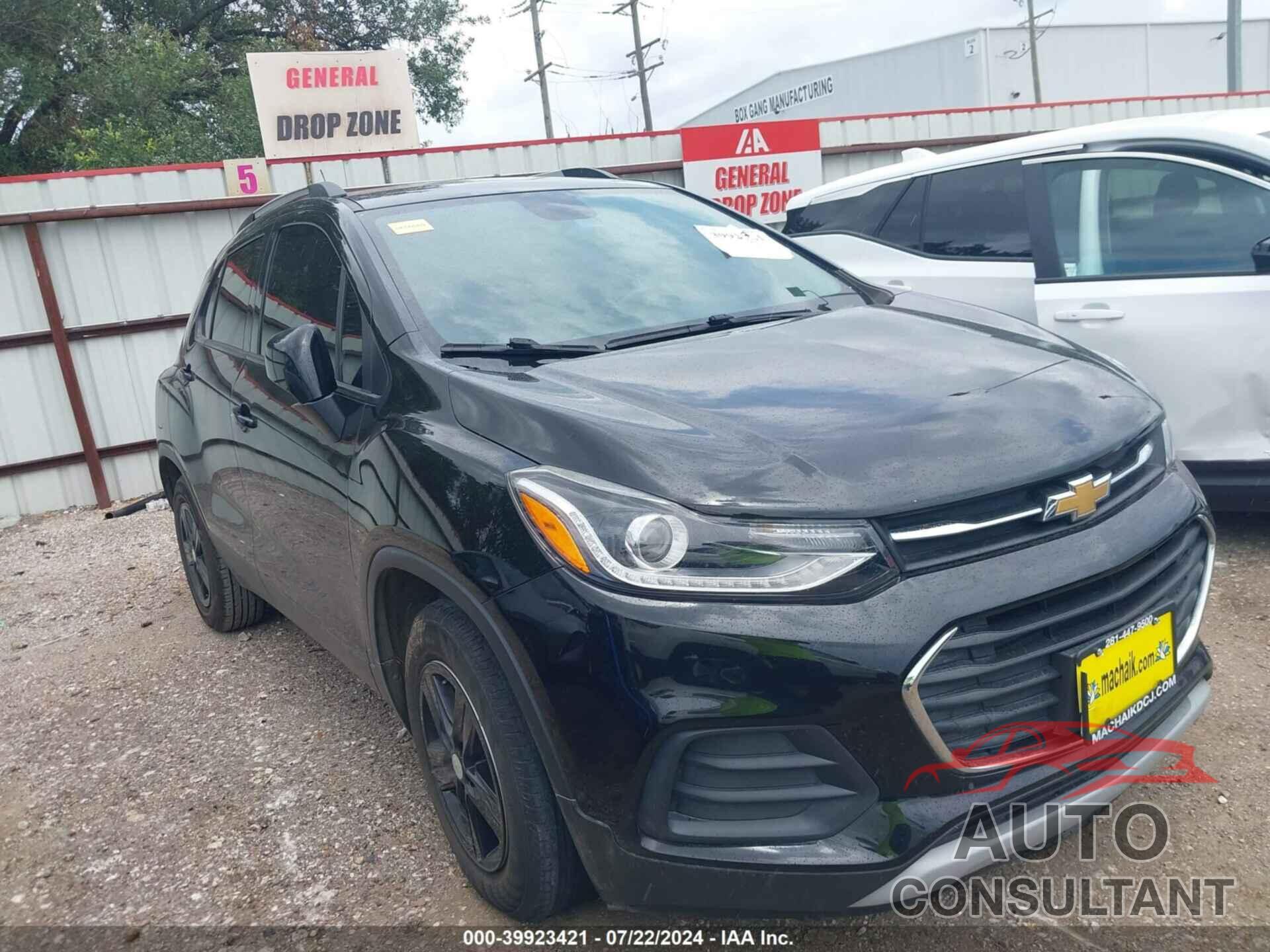 CHEVROLET TRAX 2021 - KL7CJLSB2MB325220