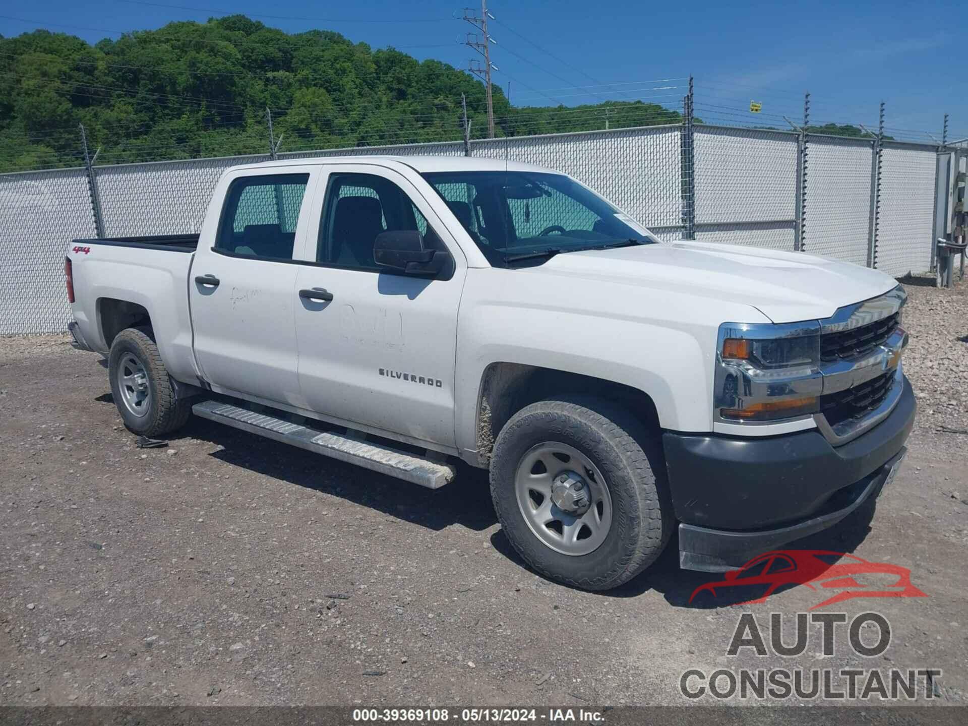 CHEVROLET SILVERADO 1500 2018 - 3GCUKNEC5JG366996