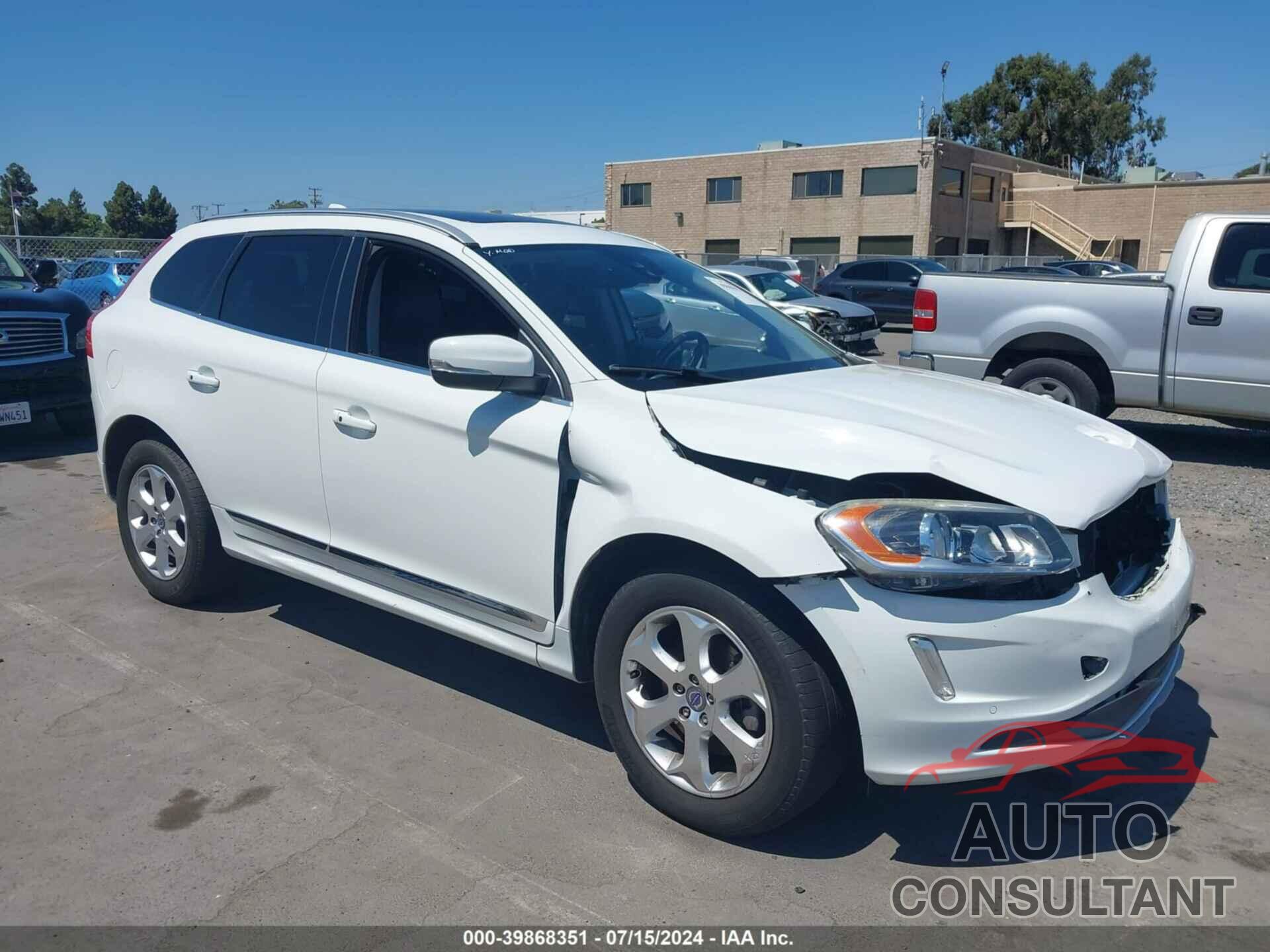 VOLVO XC60 2016 - YV4612RK7G2849738