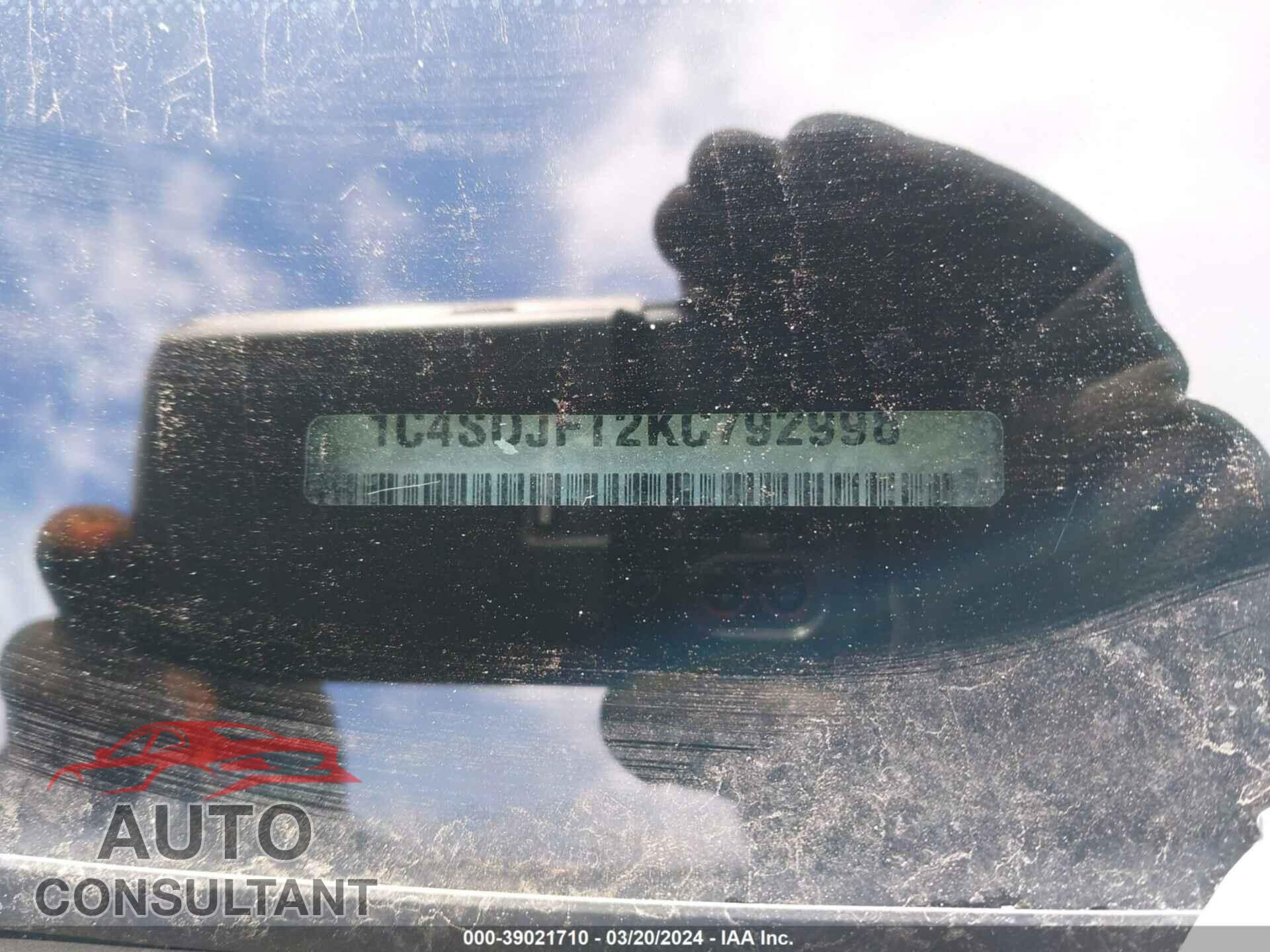 DODGE DURANGO 2019 - 1C4SDJFT2KC792996