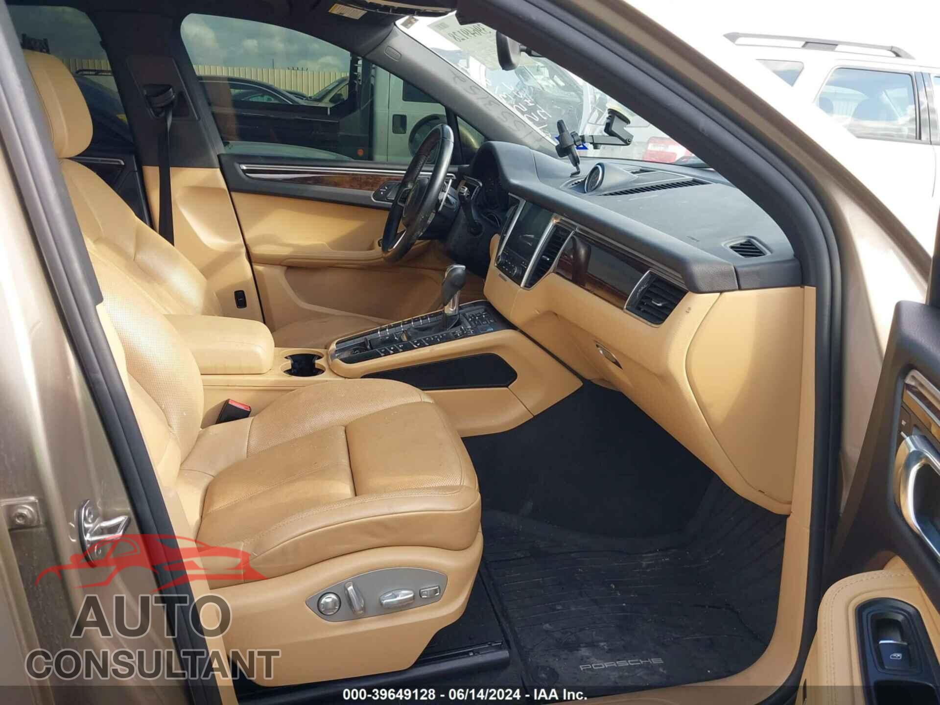 PORSCHE MACAN 2017 - WP1AA2A52HLB06871