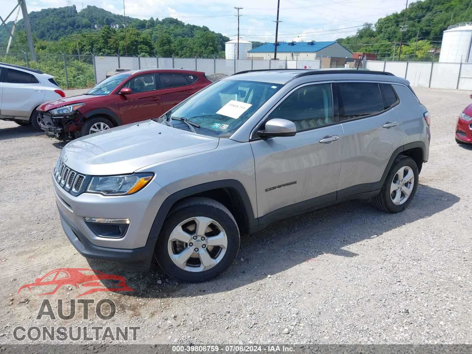 JEEP COMPASS 2018 - 3C4NJDBB7JT492720