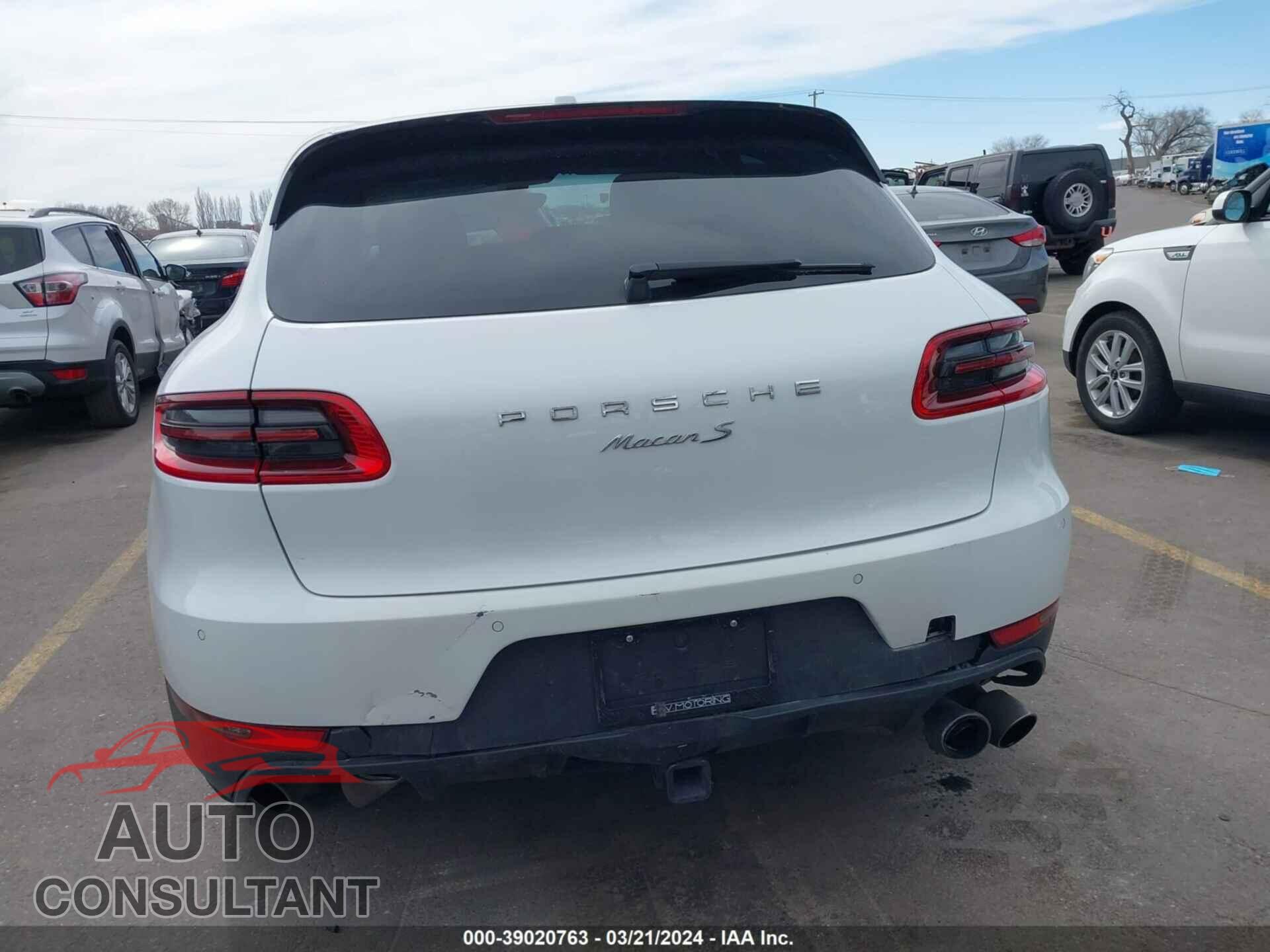 PORSCHE MACAN 2016 - WP1AB2A59GLB45971
