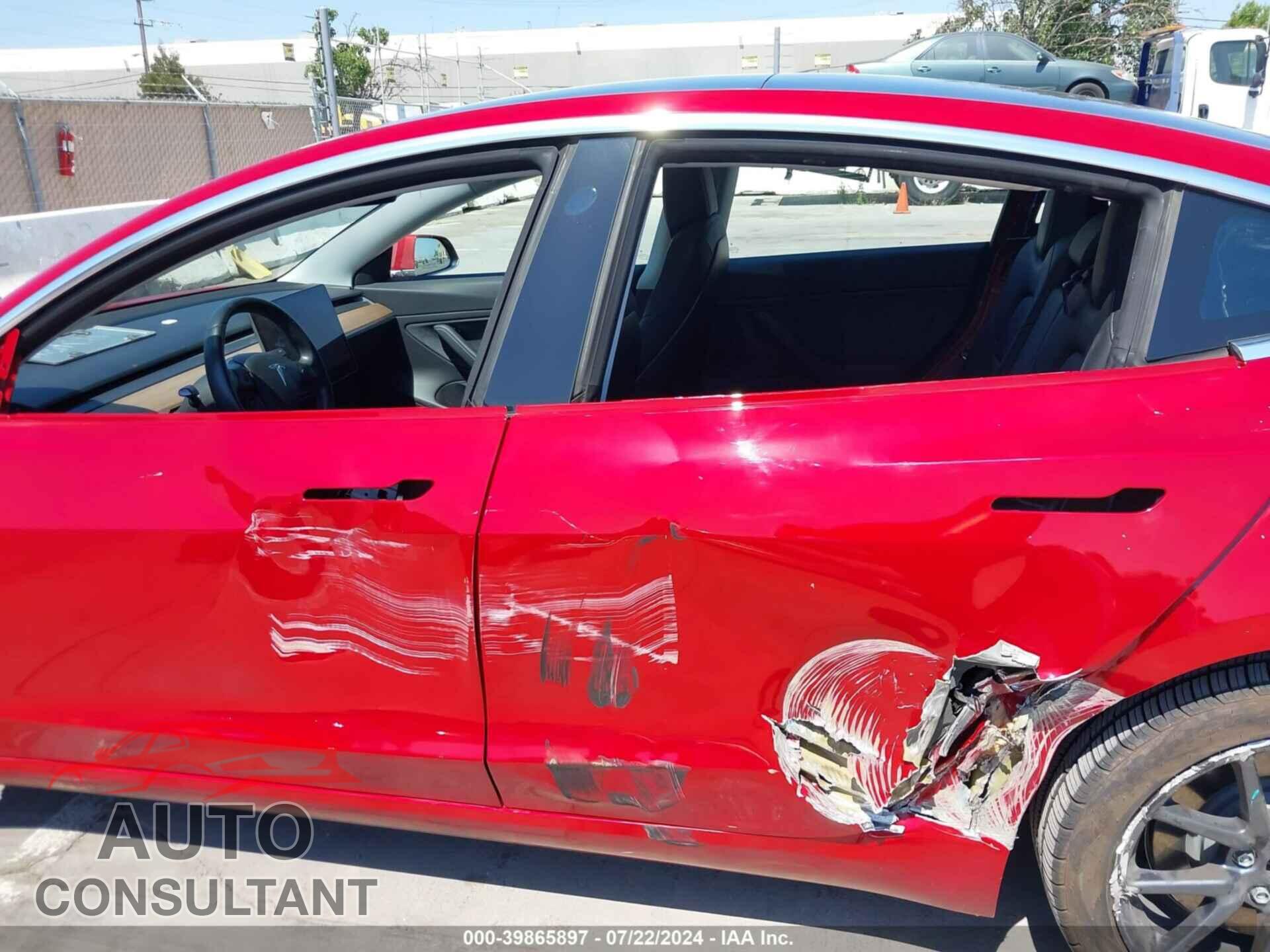 TESLA MODEL 3 2018 - 5YJ3E1EA8JF044806
