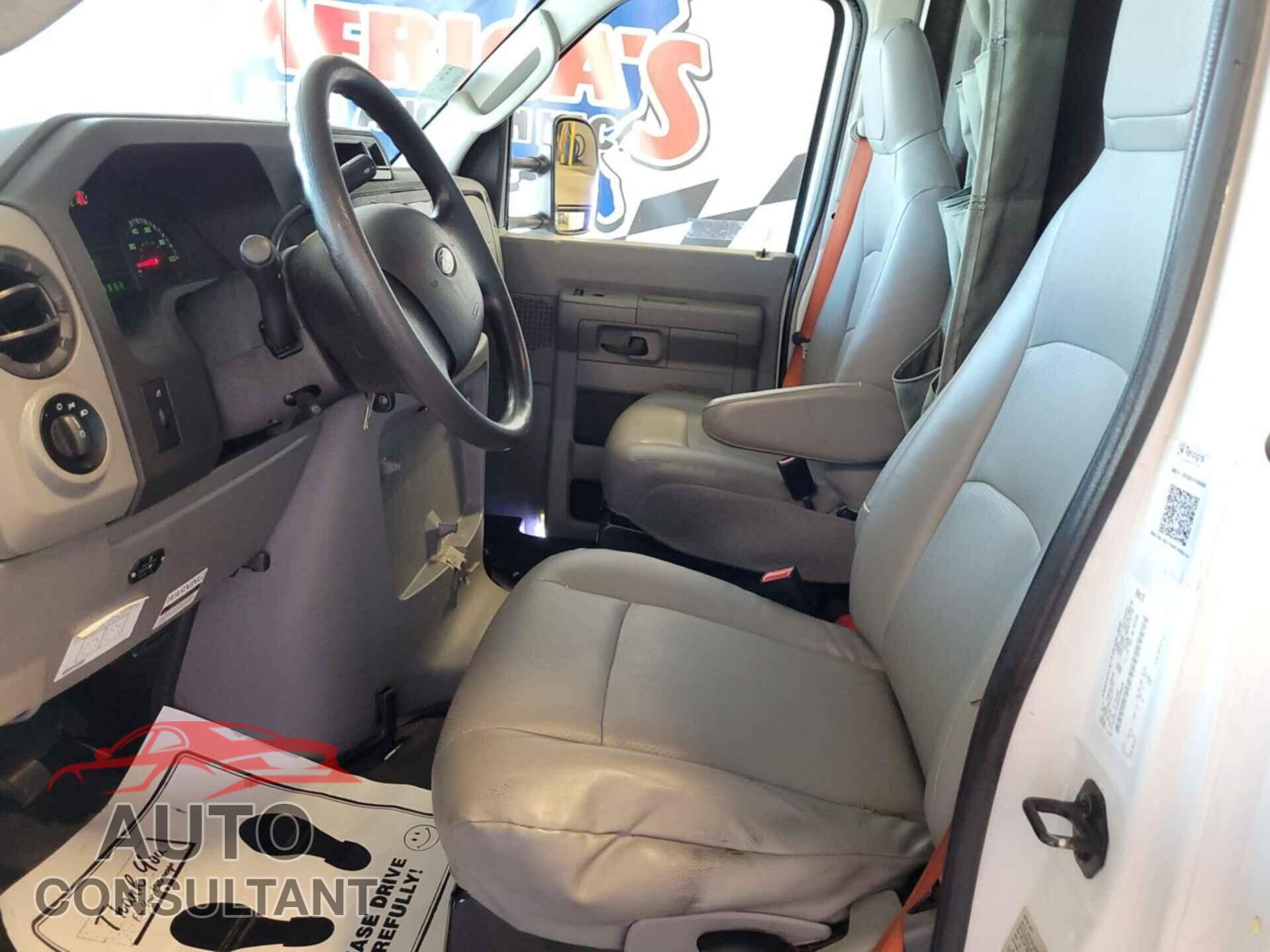 FORD ECONOLINE 2017 - 1FDXE4FS0HDC68630