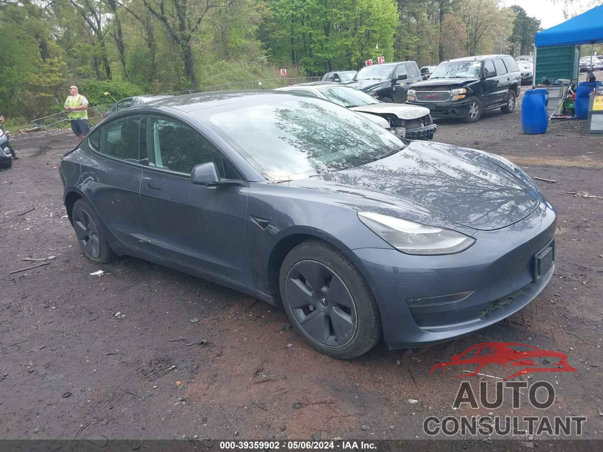 TESLA MODEL 3 2022 - 5YJ3E1EA4NF192991