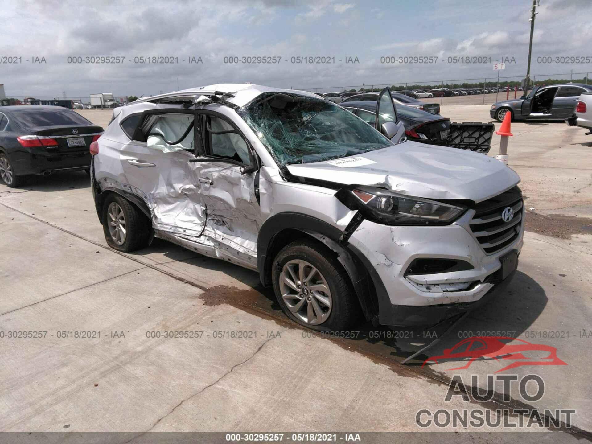 HYUNDAI TUCSON 2017 - KM8J33A43HU419510