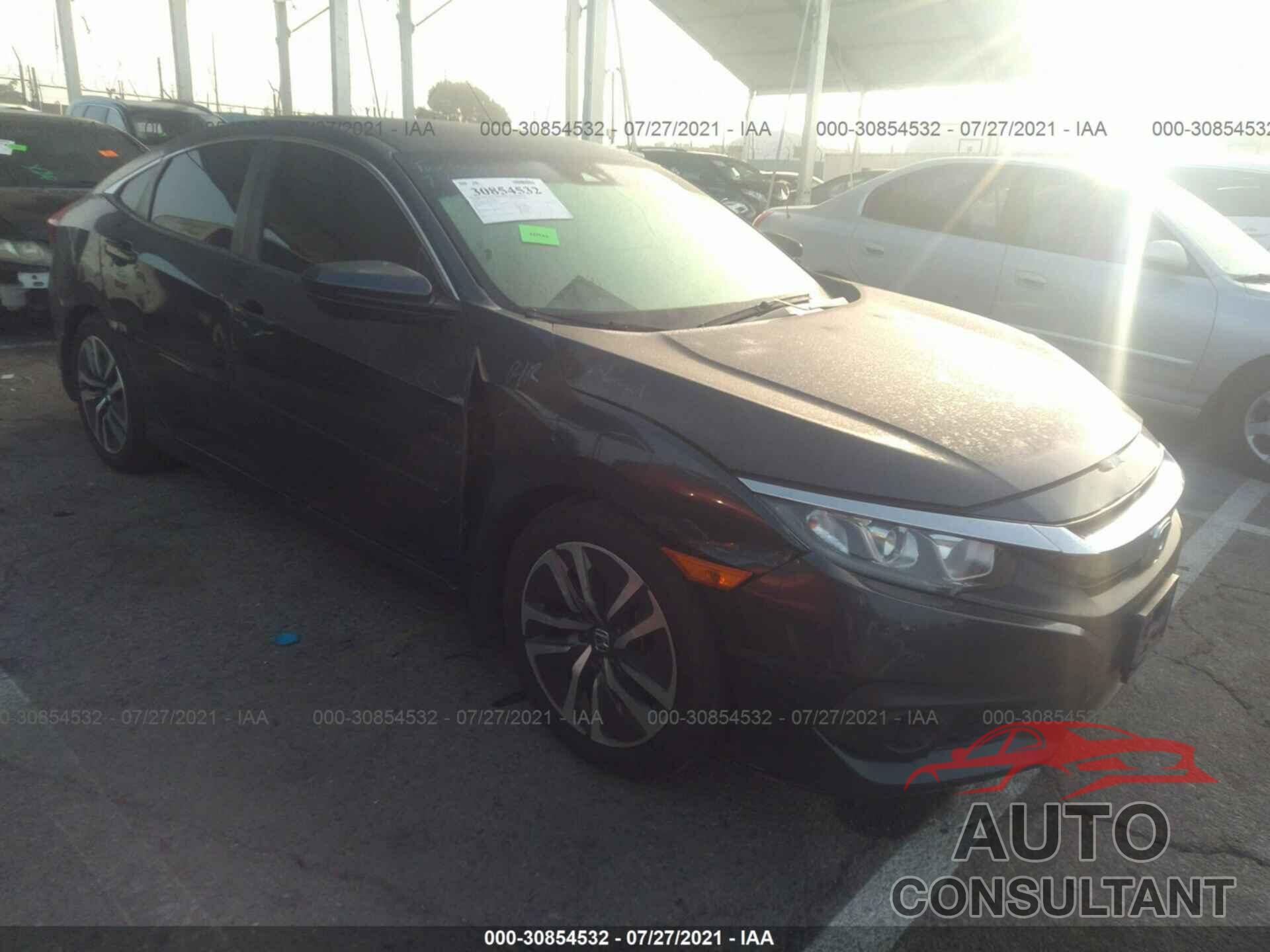 HONDA CIVIC SEDAN 2018 - 19XFC2F61JE202203