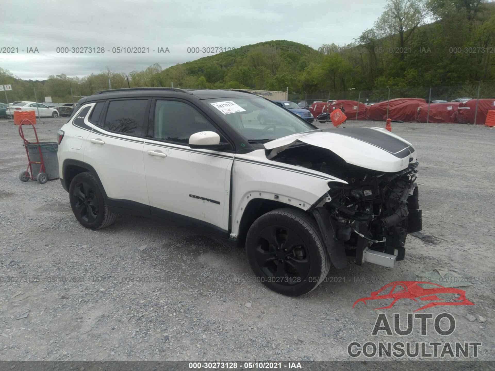 JEEP COMPASS 2018 - 3C4NJDBB9JT301539