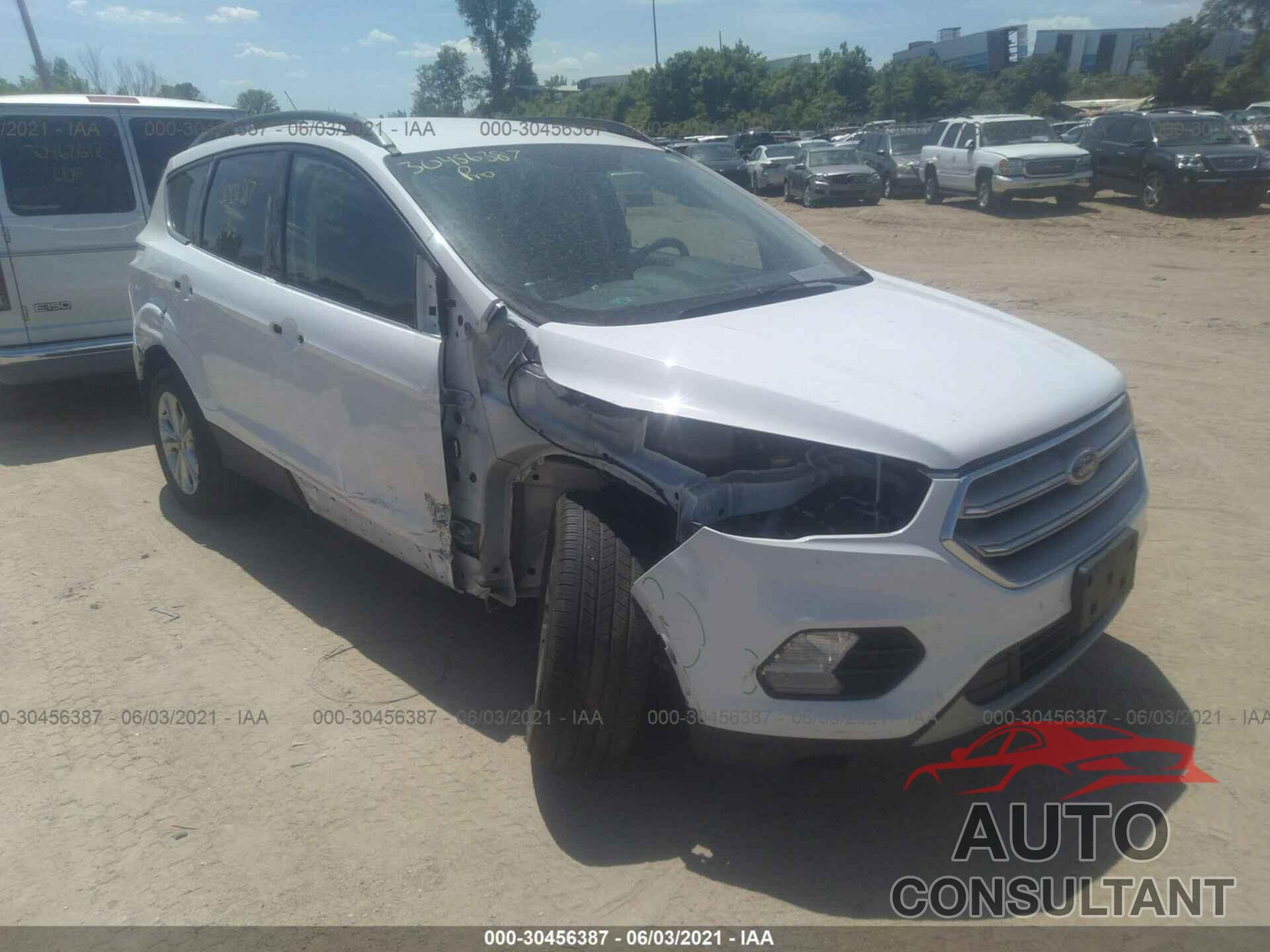 FORD ESCAPE 2018 - 1FMCU9GD3JUD21471