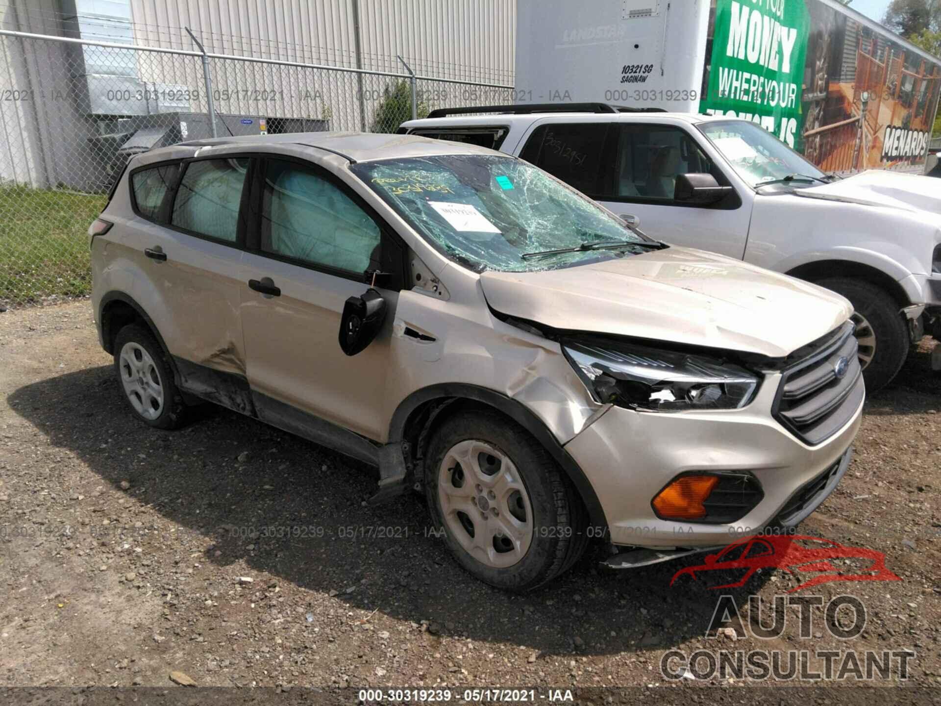 FORD ESCAPE 2017 - 1FMCU0F74HUE71168